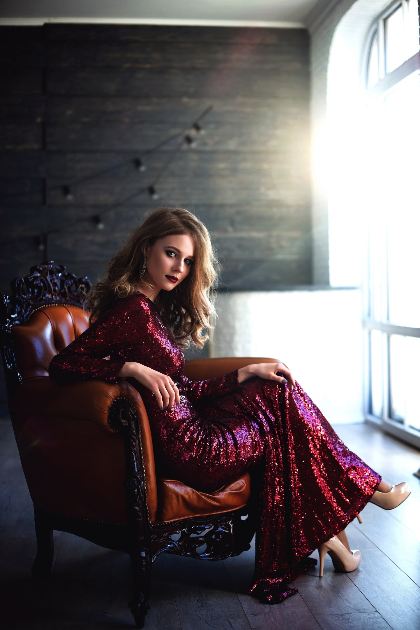 full length, contemplation, sitting, armchair, hair, young adult, women, looking at camera, looking, legs crossed, model, Marietta Yushkova, young women, Phone HD Wallpaper