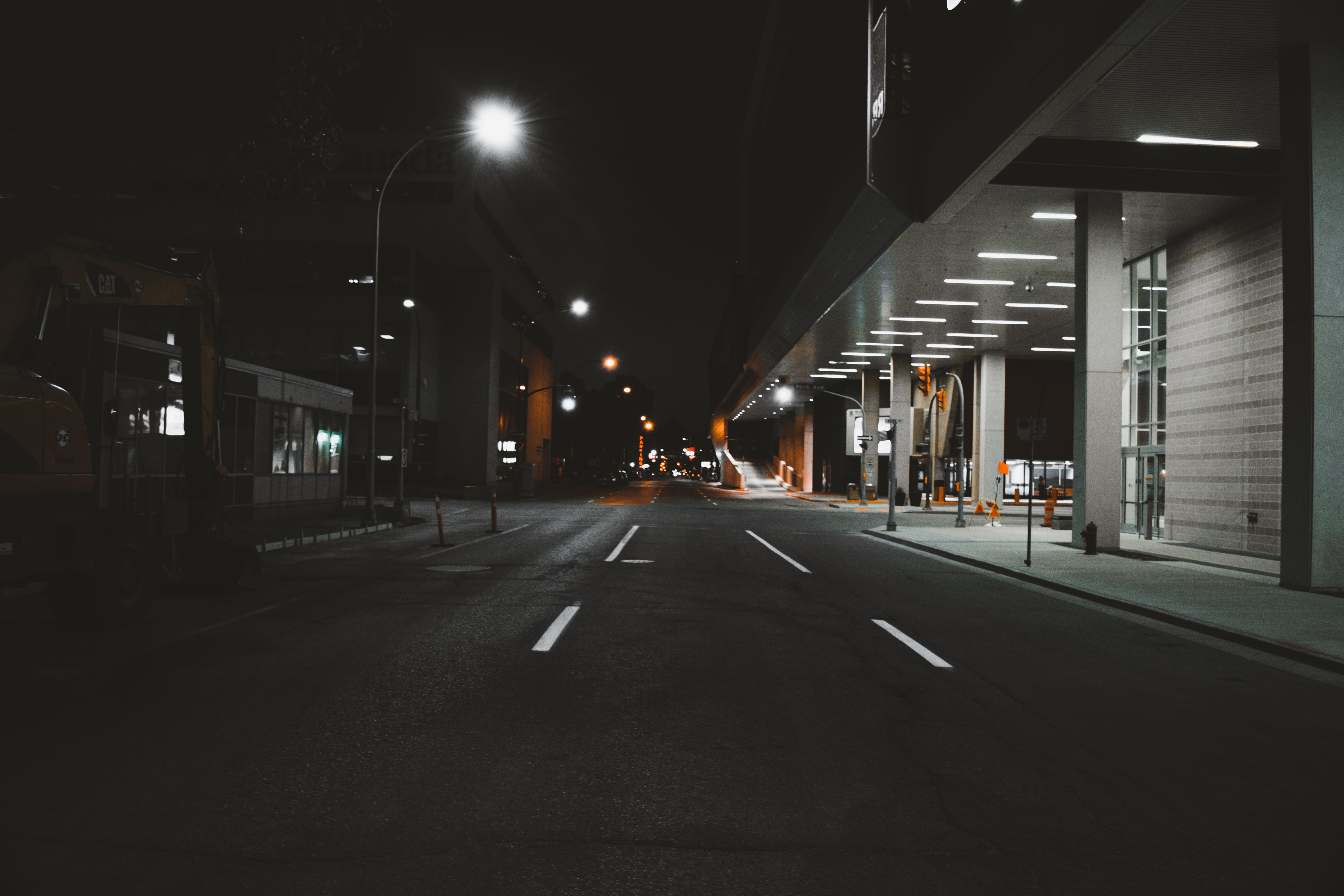 lightspeed, canada, signs, the city, mode of transportation, no people, outdoors, transportation, diminishing perspective, architectural column, sign, neon, HD Wallpaper