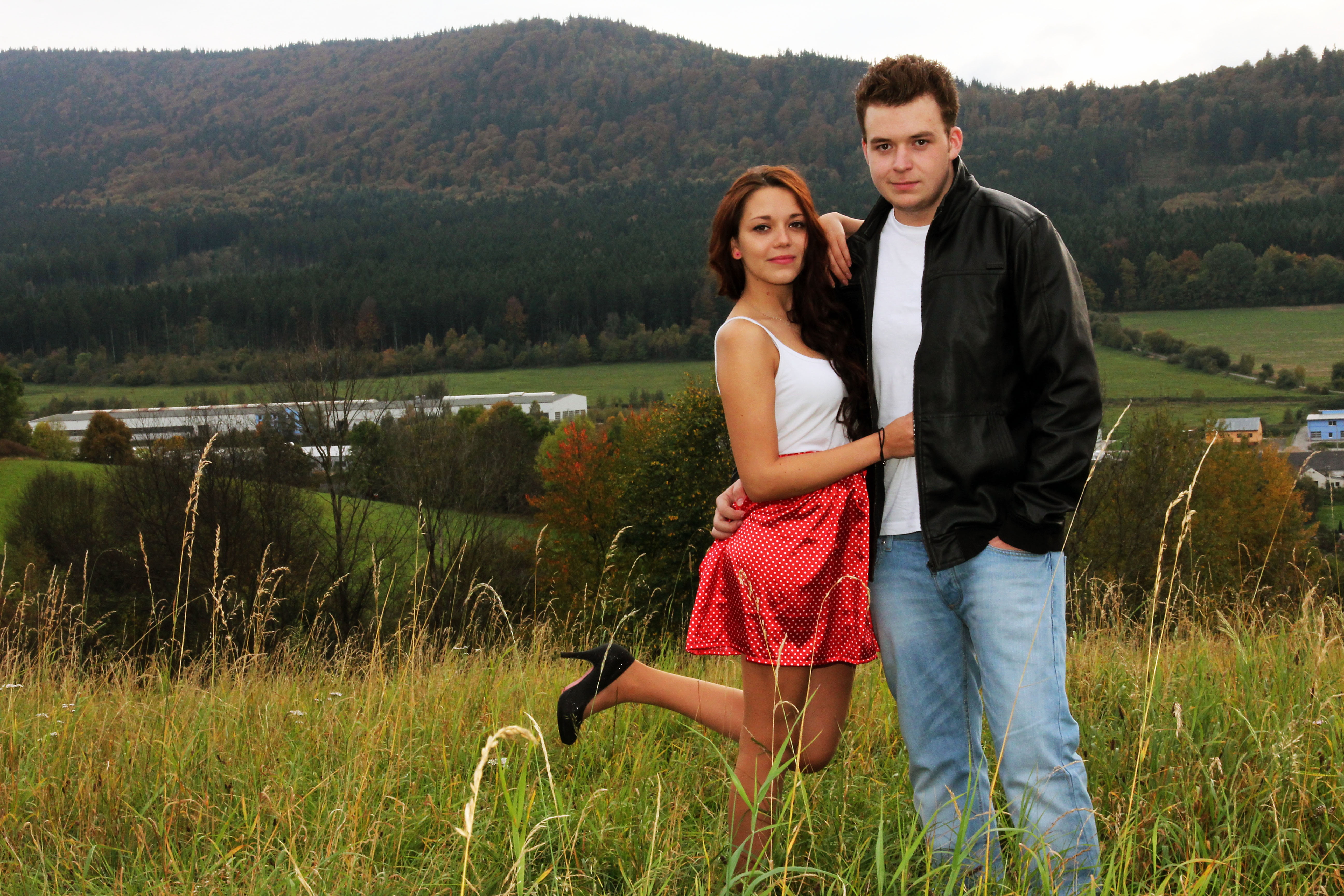 retro, standing, grass, two people, young women, young men, emotion, beside, men, bonding, field, boy, positive emotion, adult, looking at camera, pomade, HD Wallpaper