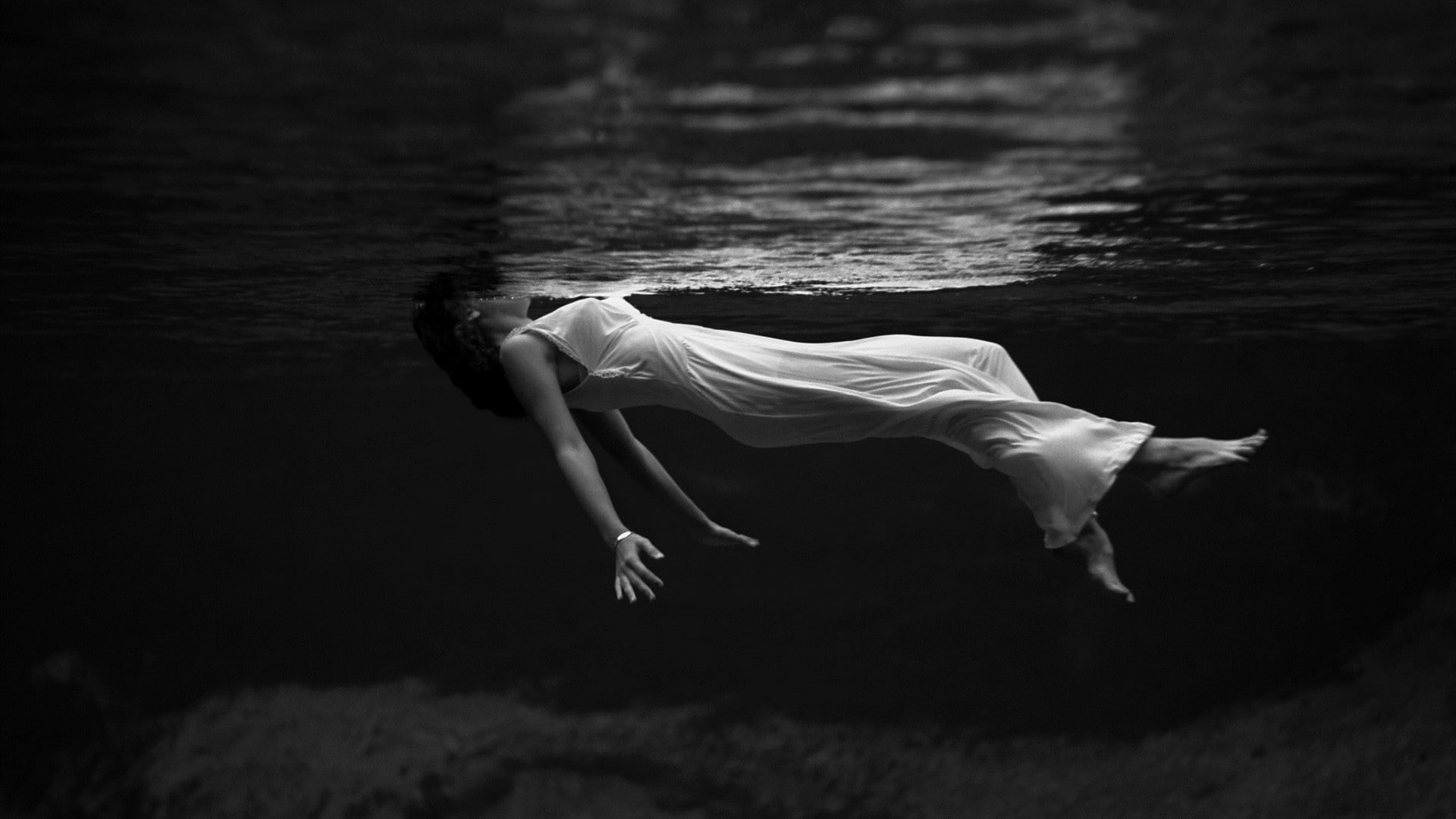 underwater, barefoot, white clothing, 1080P, The Chemical Brothers, Lana Del Rey, monochrome, women, white dress, brunette, floating, HD Wallpaper