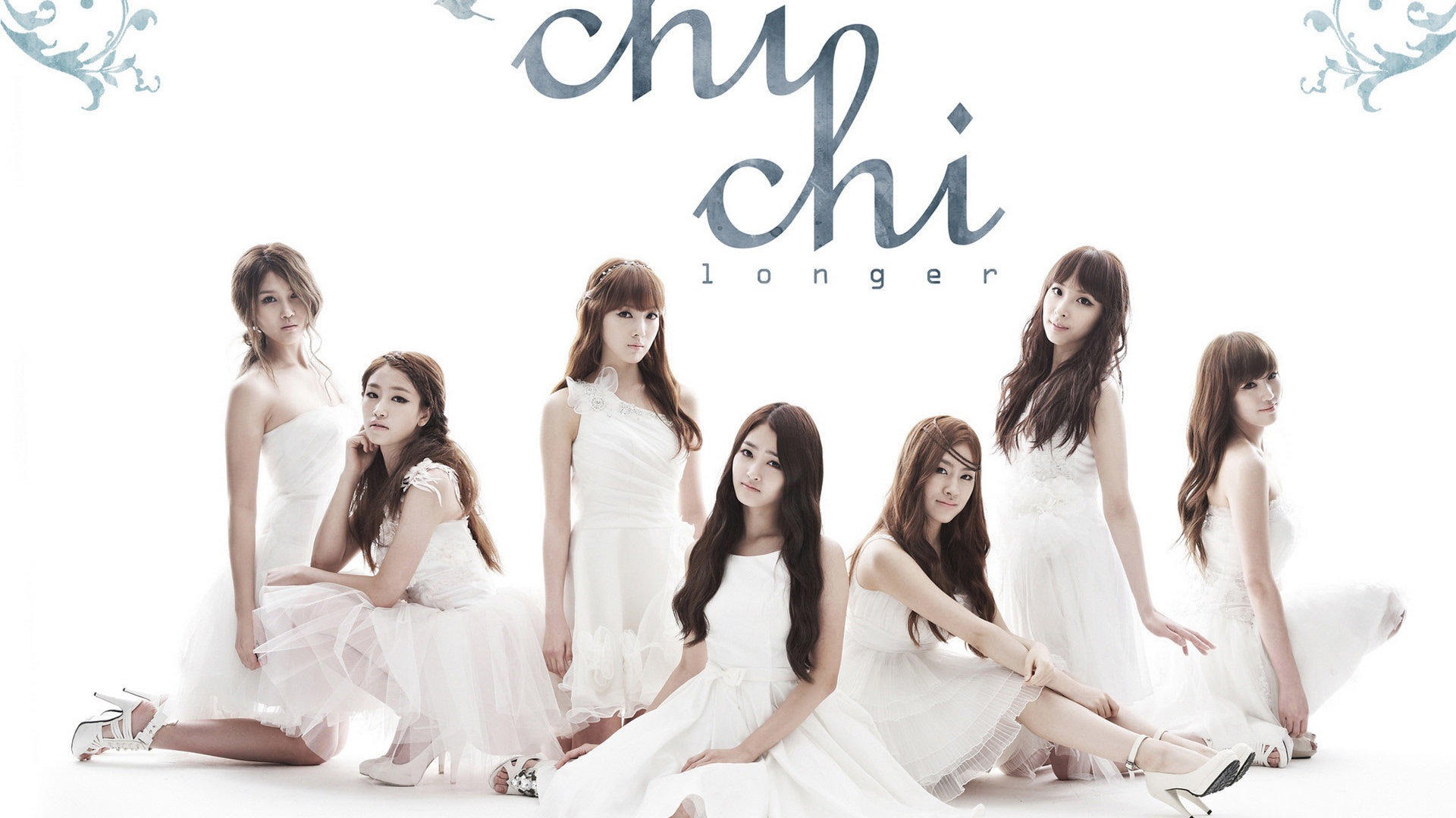 togetherness, young adult, girl, fashion, communication, females, women, beautiful woman, korea, beauty, hairstyle, indoors, group, sleeveless, chi, looking at camera, HD Wallpaper