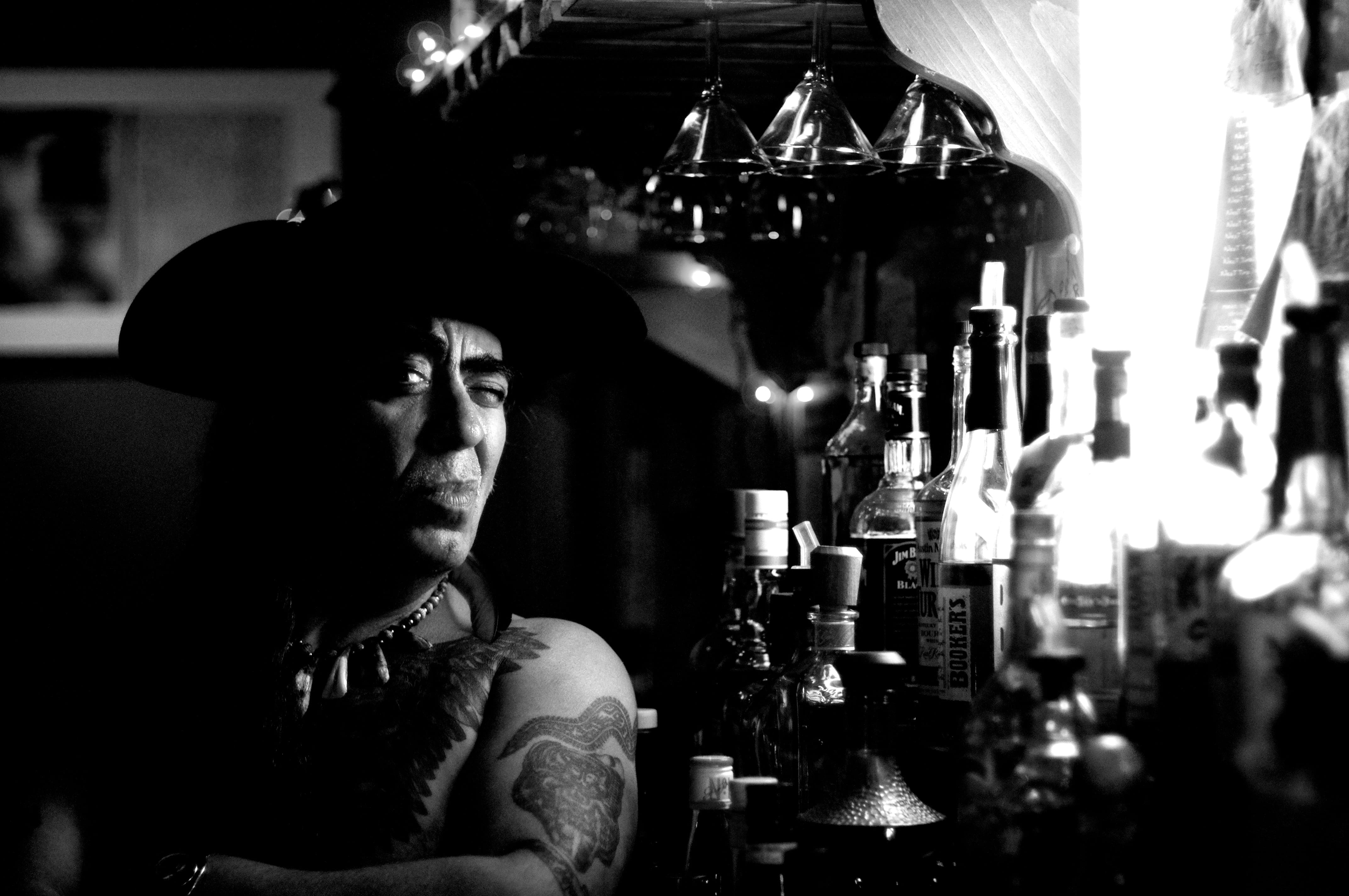 tattoo, one Person, bottles, food and drink, man, adult, focus on foreground, real people, grascale, bar - Drink Establishment, wearing, alcohol, beside, HD Wallpaper