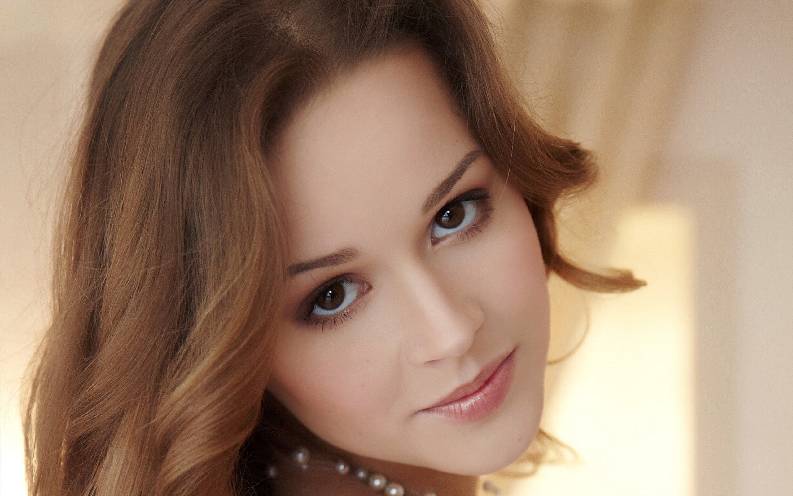 Toxic A, brunette, brown eyes, 2K, HD Wallpaper