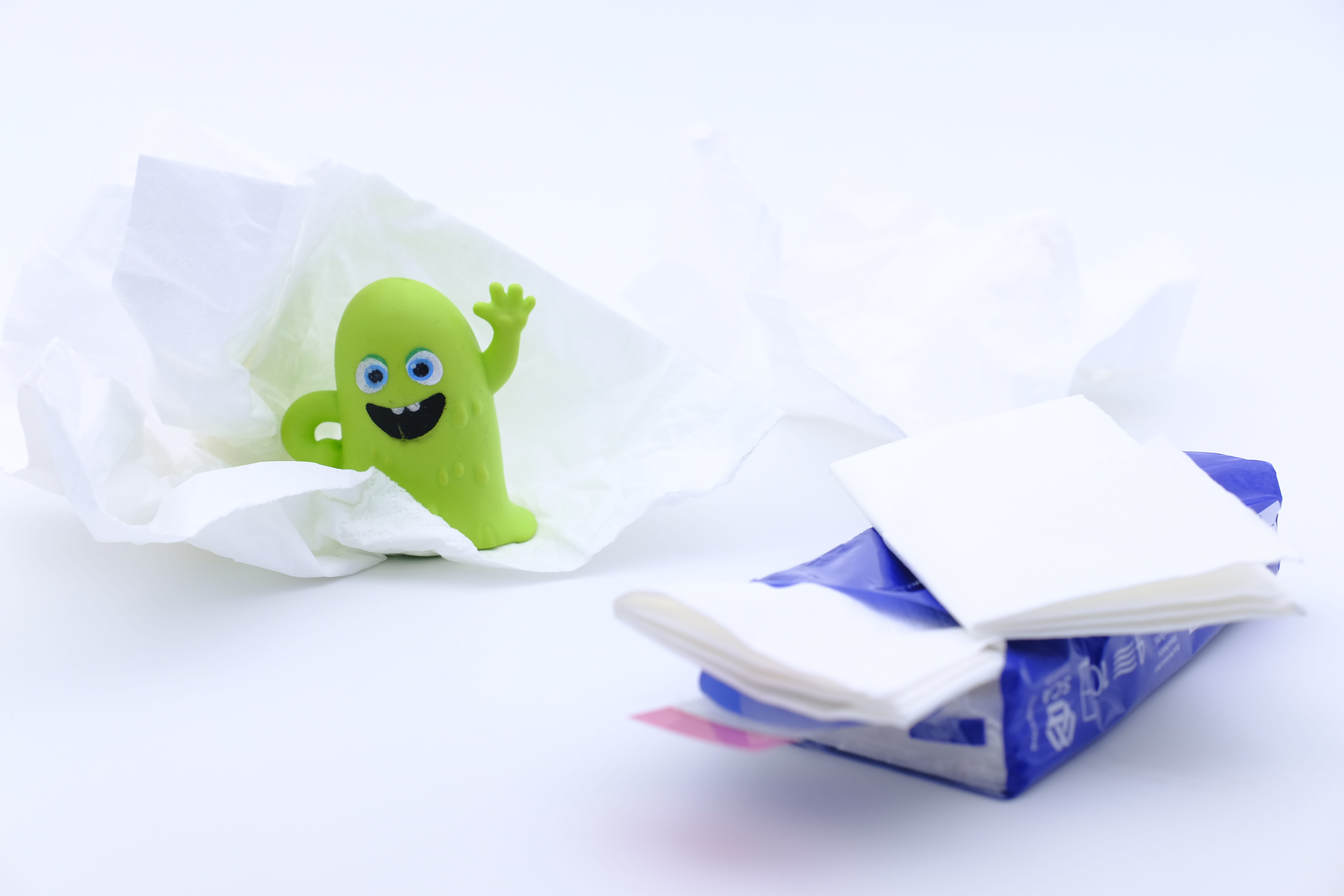 animal, healthy, abwehrkräfte, wealth, still life, indoors, ill, group of objects, crumpled, studio shot, crumpled paper, animal representation, fever, HD Wallpaper