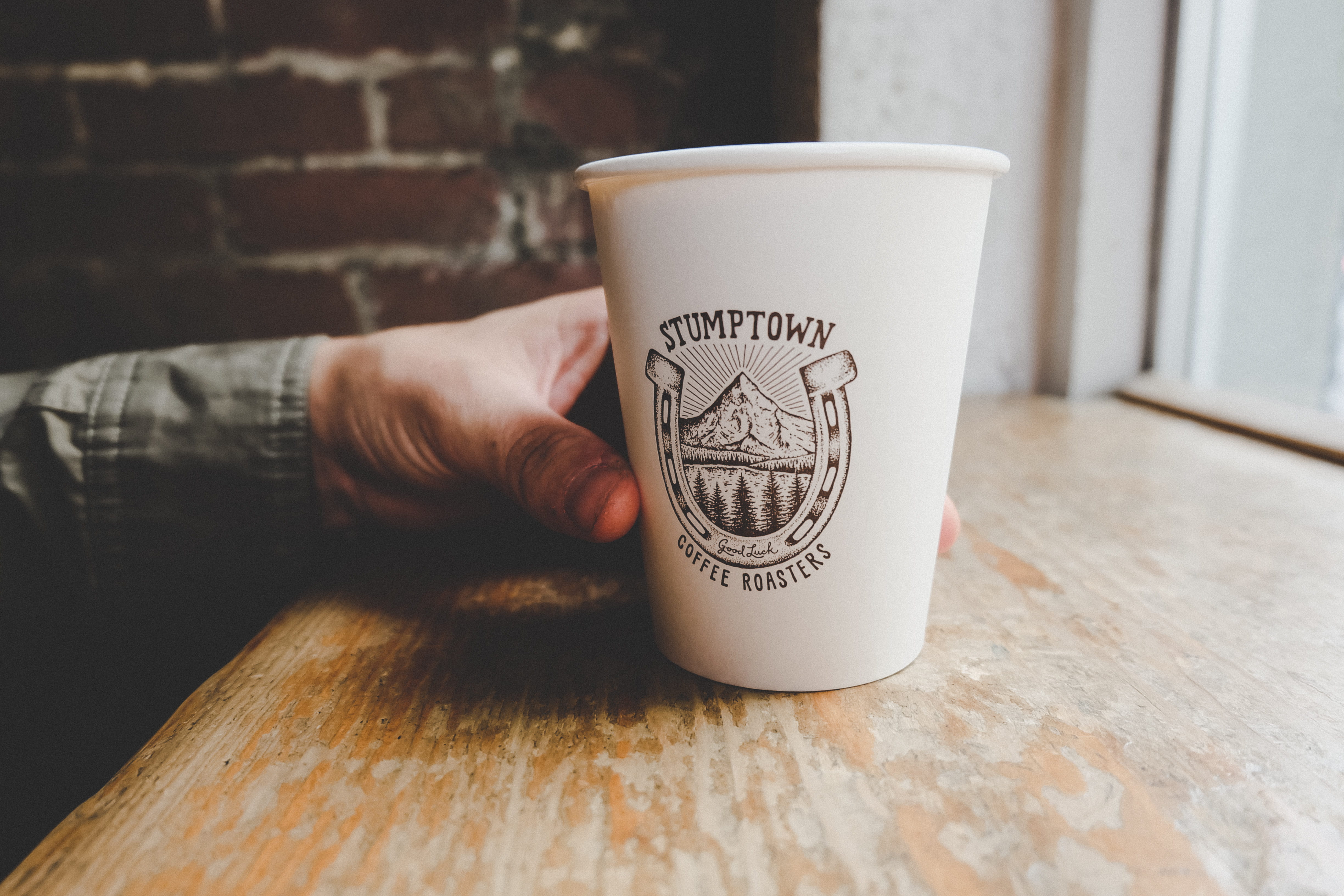 4K, human hand, coffee cup, mug, latte, hot drink, paper, drinking, coffee, table, indoors, food and drink, white, midsection, lifestyles, refreshment, HD Wallpaper