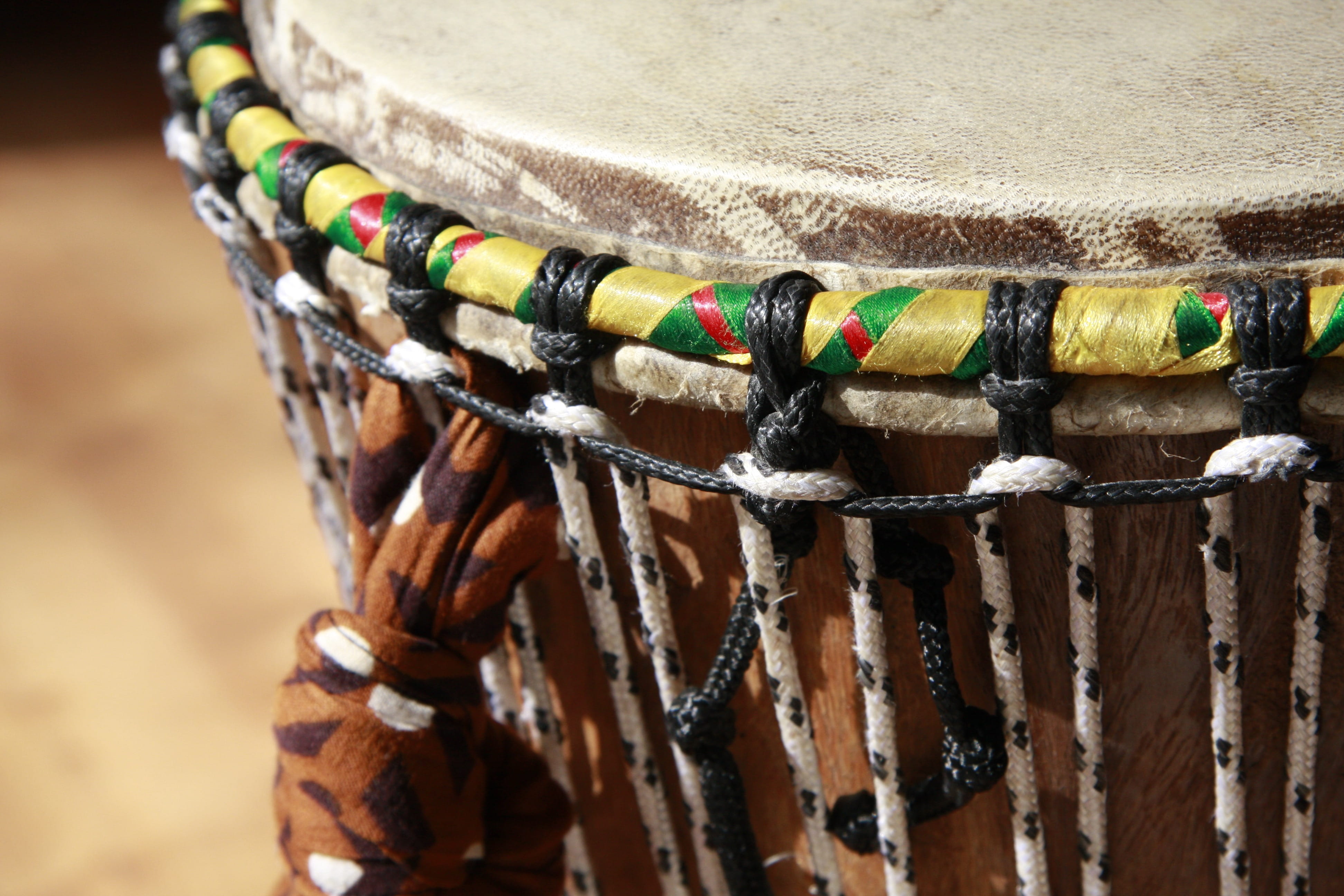 selective focus, floral pattern, art and craft, wood - Material, percussion Instrument, sunlight, musical equipment, focus, music, percussion, musical Instrument, HD Wallpaper