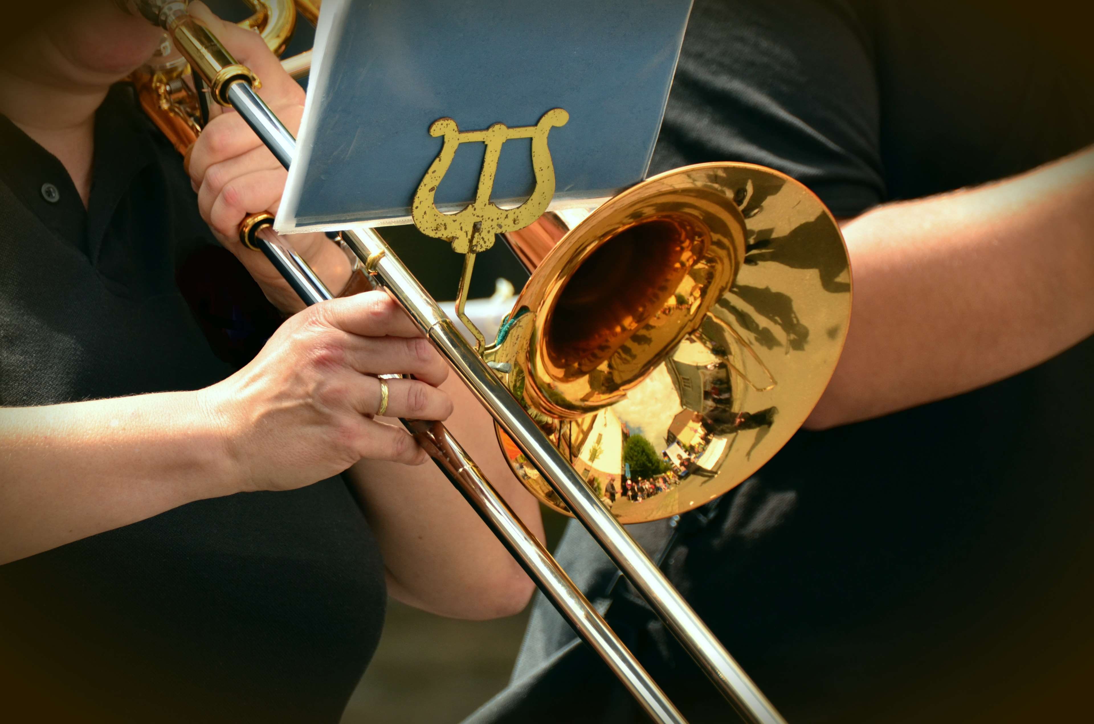 4K, holding, golden, focus on foreground, musical instrument, tradition, skill, music band, brass instrument, shine, two people, brass, human hand, midsection, HD Wallpaper