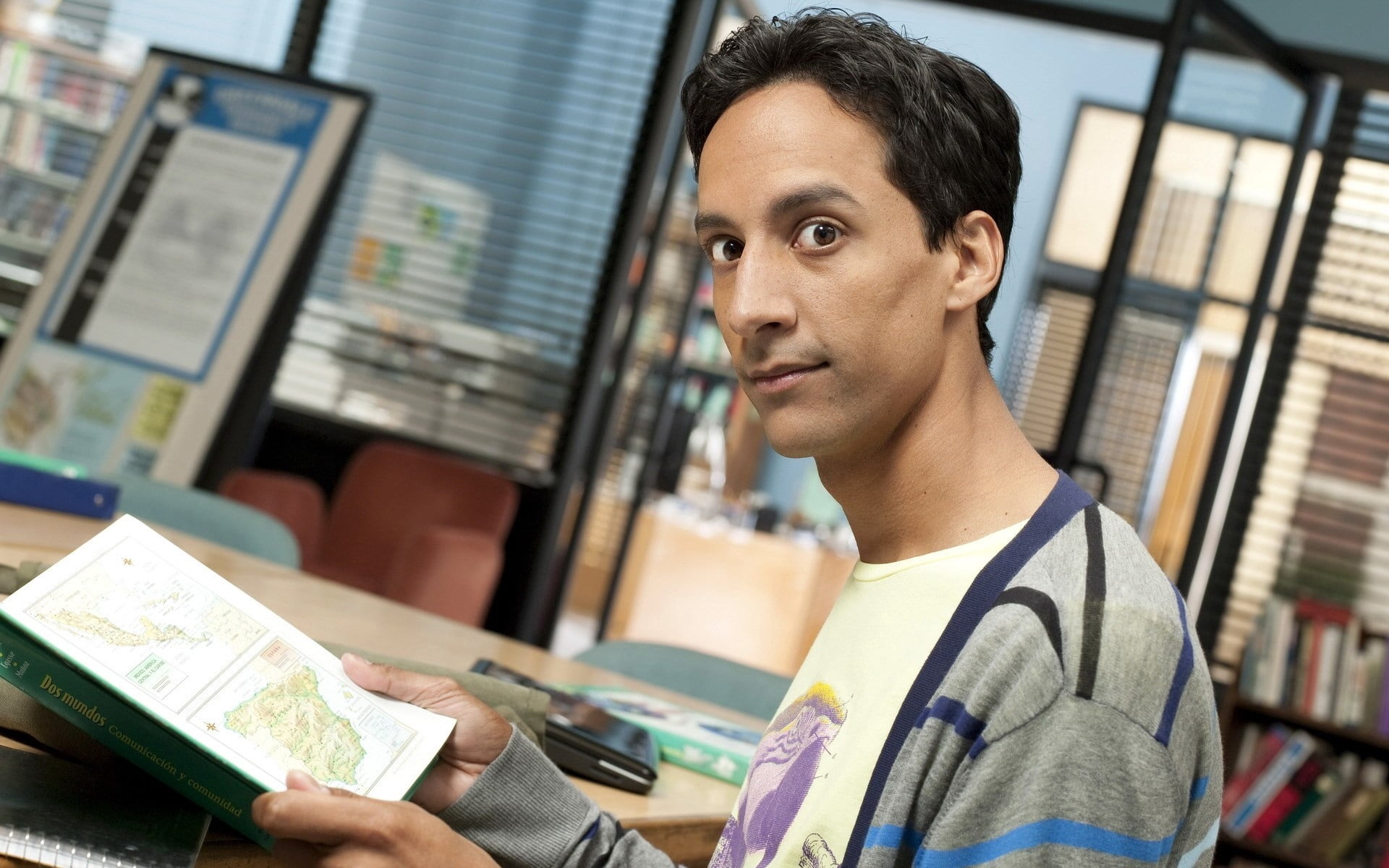 office, work, young Men, focus on foreground, gray, economy, mid adult, paper currency, looking, bookshelf, males, one Young Man Only, striped, headshot, HD Wallpaper