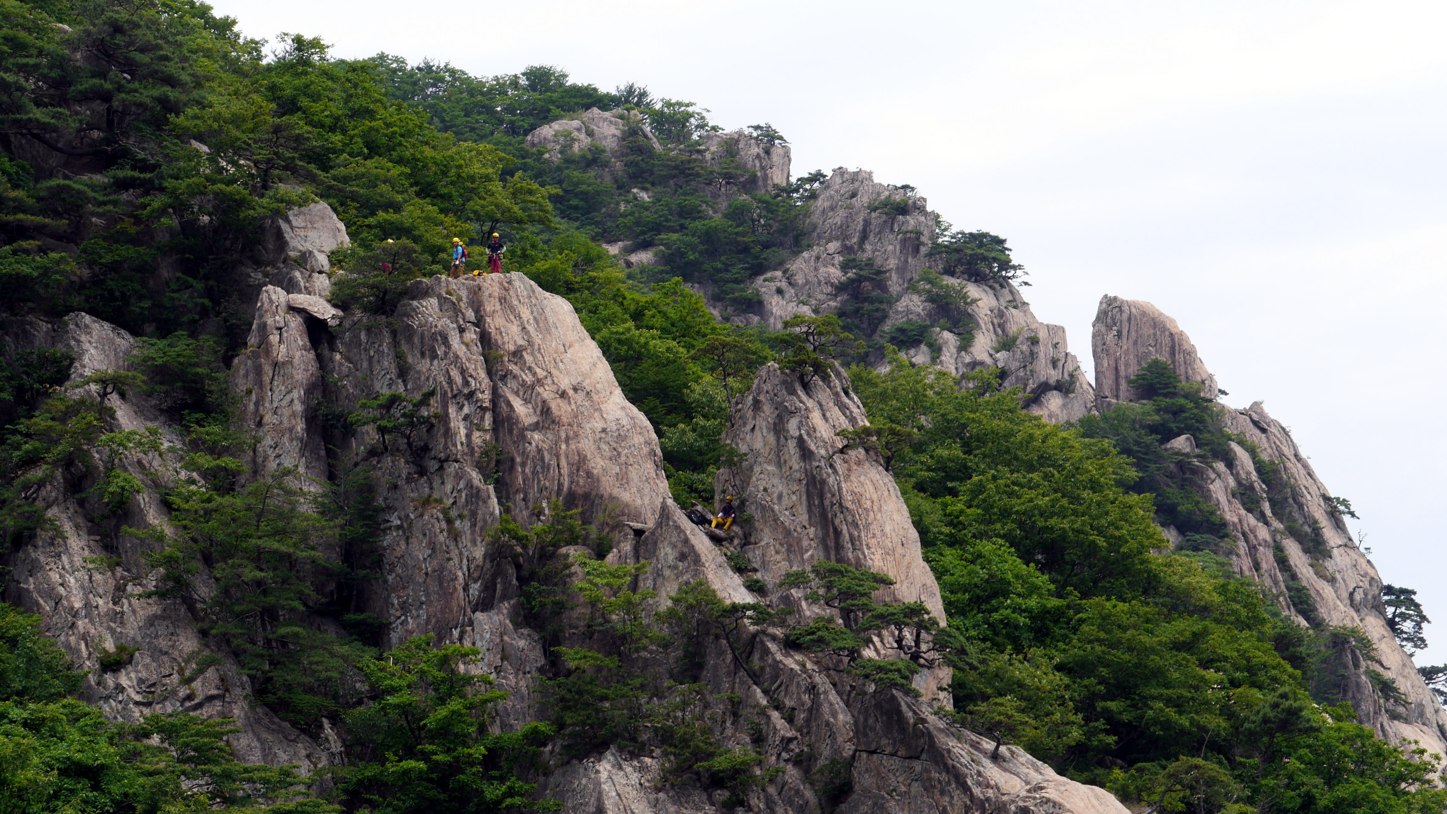korea, outdoors, sky, green color, cancer acid, mountain, rock formation, rock climbing, wanju-gun, formation, landscape, climber, tree, rock - object, HD Wallpaper