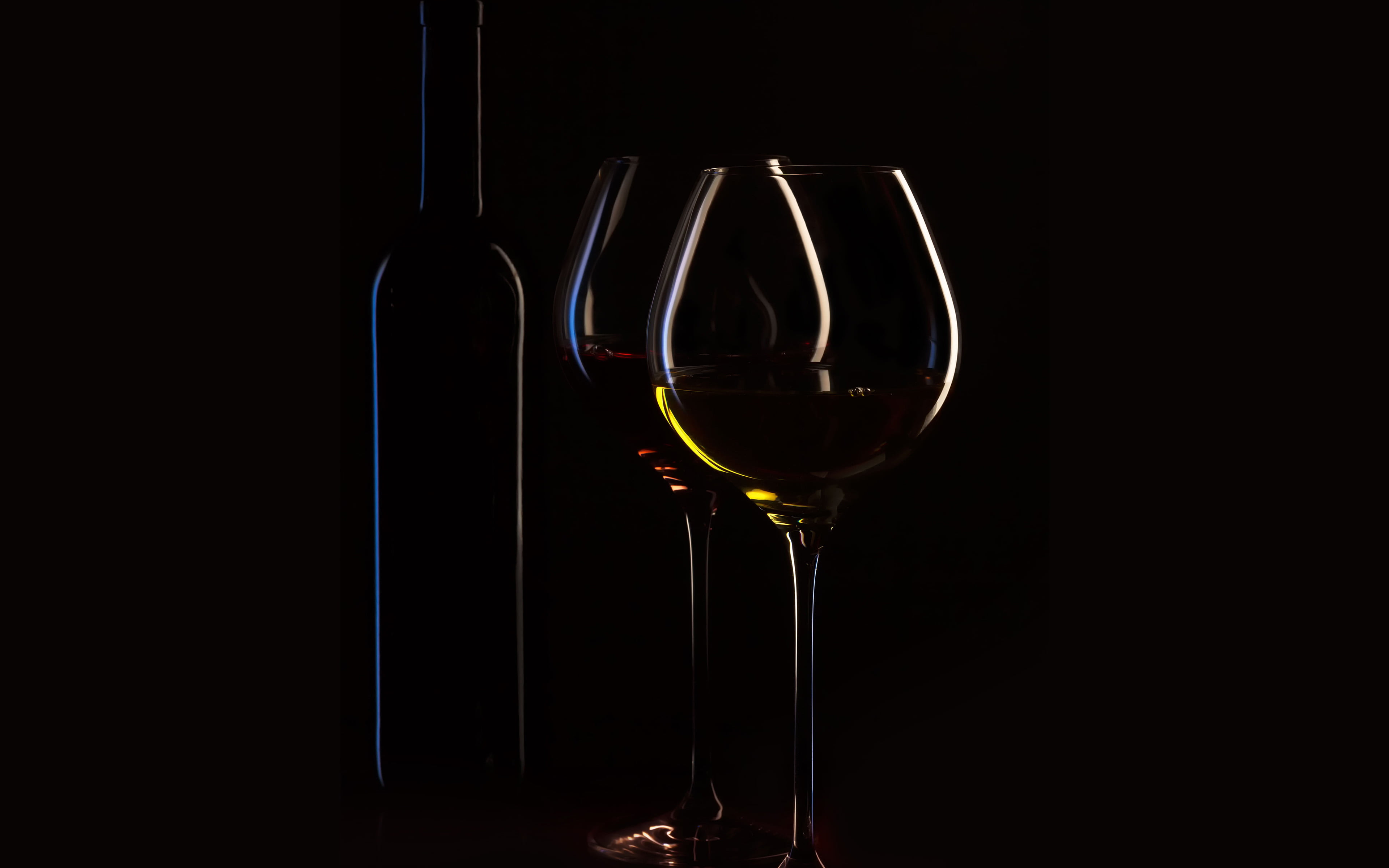 4K, still life, black background, freshness, bottle, wine, drinking glass, indoors, glass, copy space, close-up, wineglass, red wine, no people, dark, HD Wallpaper