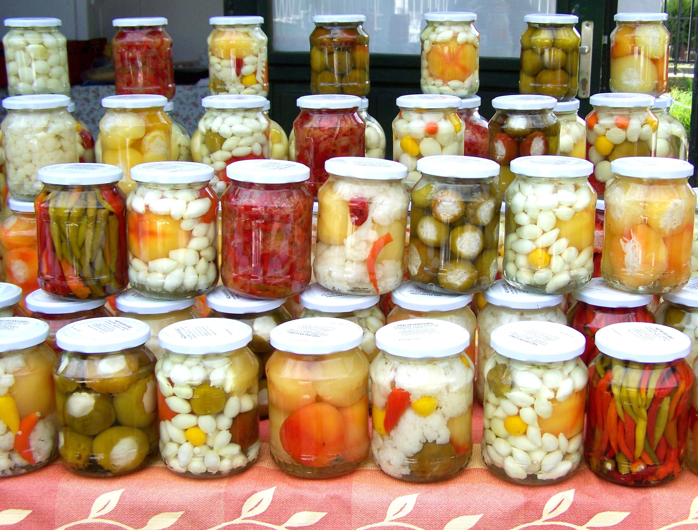 no people, vegetable, food and drink, Mixed Pickles, Homemade, choice, arrangement, jars, variation, herb, food, pickle, 2K, indoors, infused, vinegar, HD Wallpaper