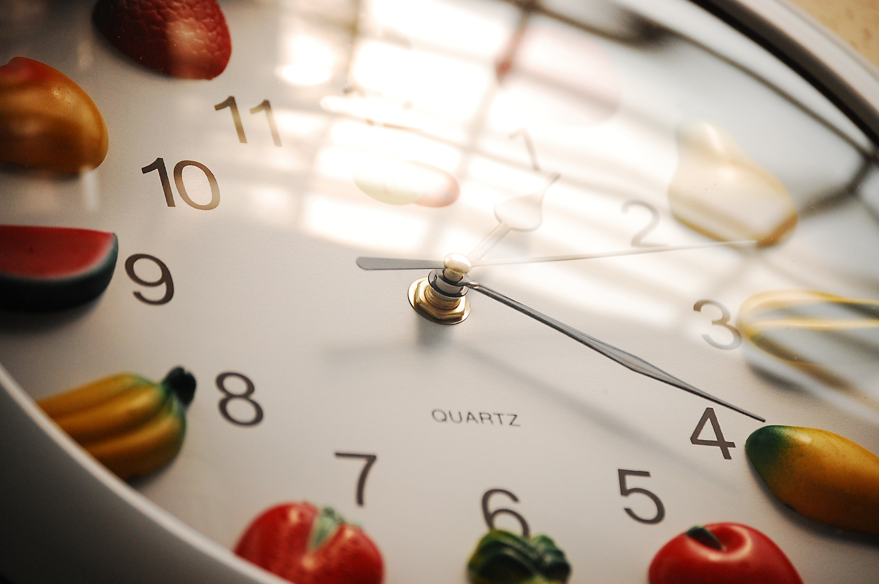 table, minute hand, paper, close-up, music, healthy eating, hours, watch, art and craft, text, accuracy, straight pin, high angle view, fruit, 2K, clock, HD Wallpaper