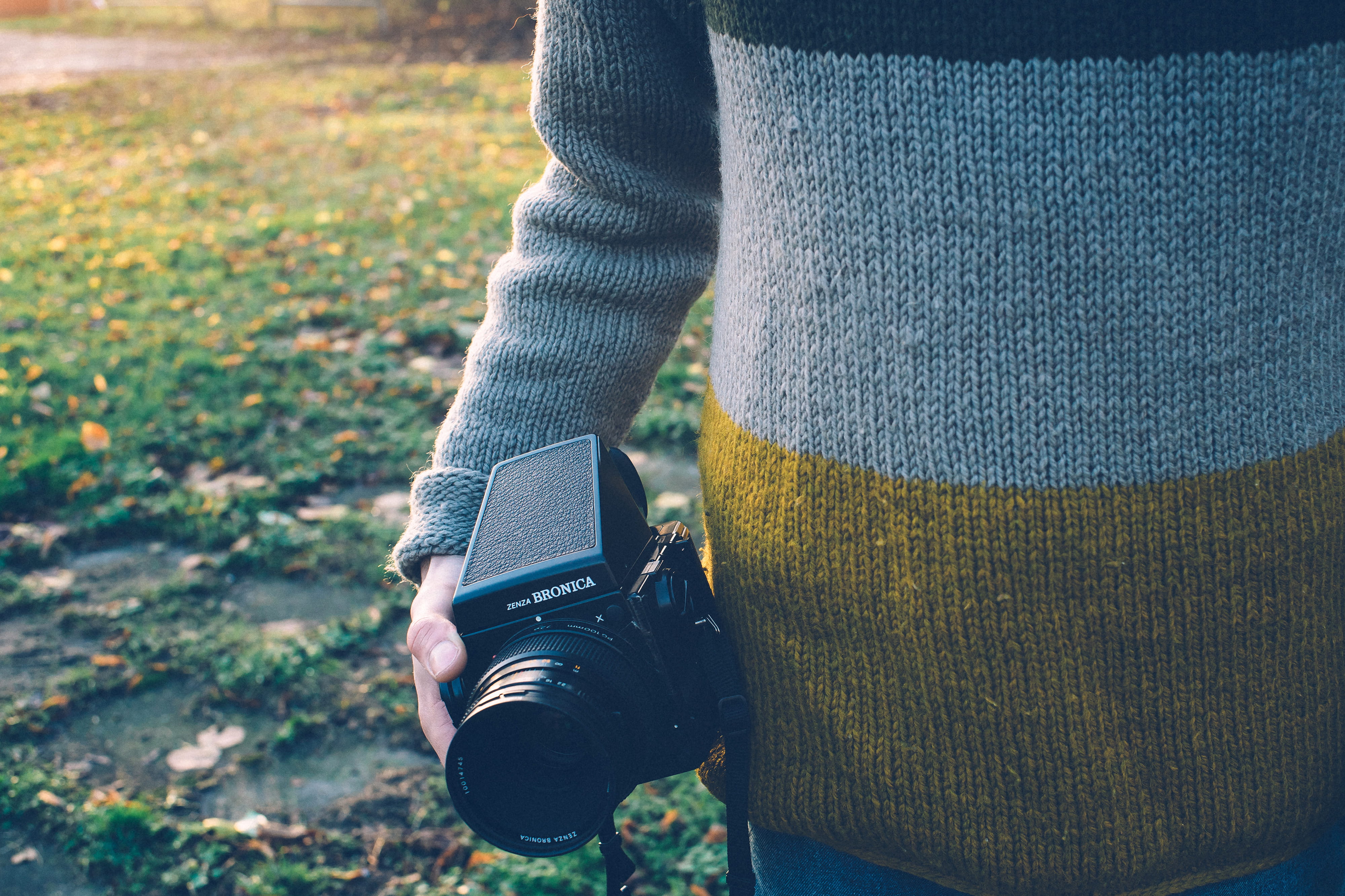 human body part, photographing, 4K, lifestyles, equipment, standing, hobbies, film, caucasian Ethnicity, outdoors, clothing, low section, jeans, photographer, HD Wallpaper