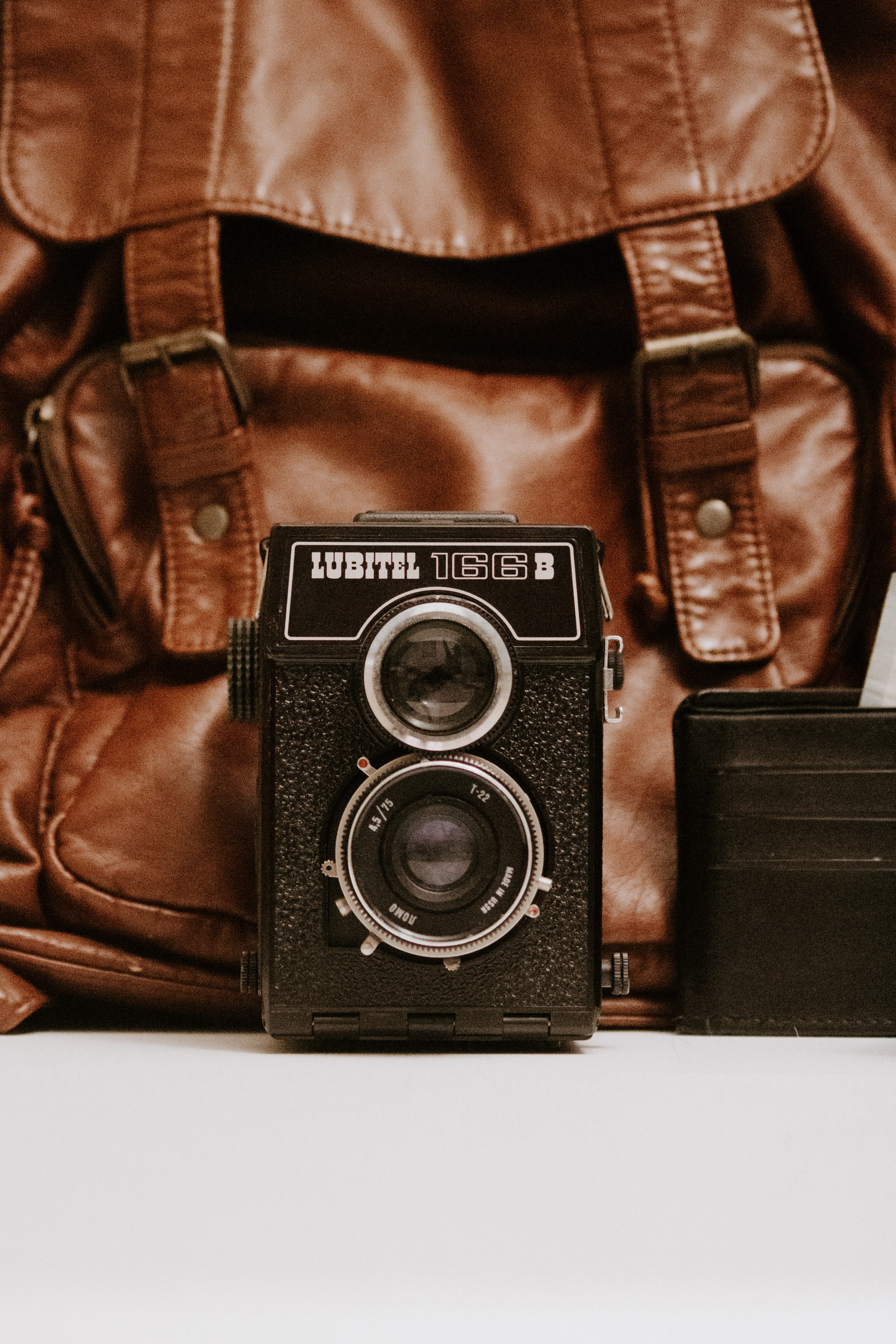 slr camera, technology, no people, camera - photographic equipment, black, lomography, lubtiel 166, bag, camera, lubitel 166b, luxury, photography themes, Phone HD Wallpaper