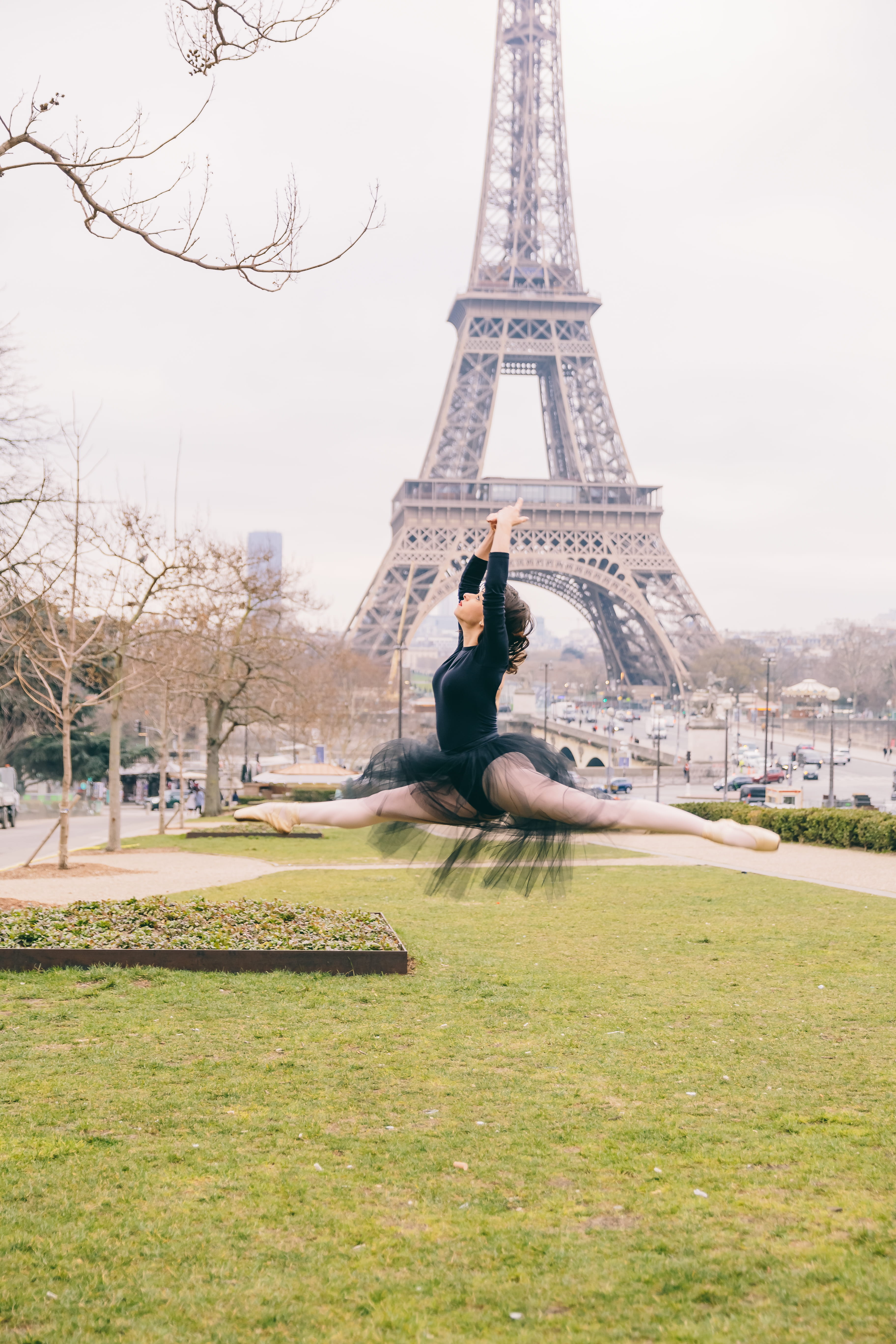dress, tutu, tourism, ballet shoes, built structure, ballet dancer, architecture, woman, real people, travel destinations, lifestyles, famous landmark, Phone HD Wallpaper