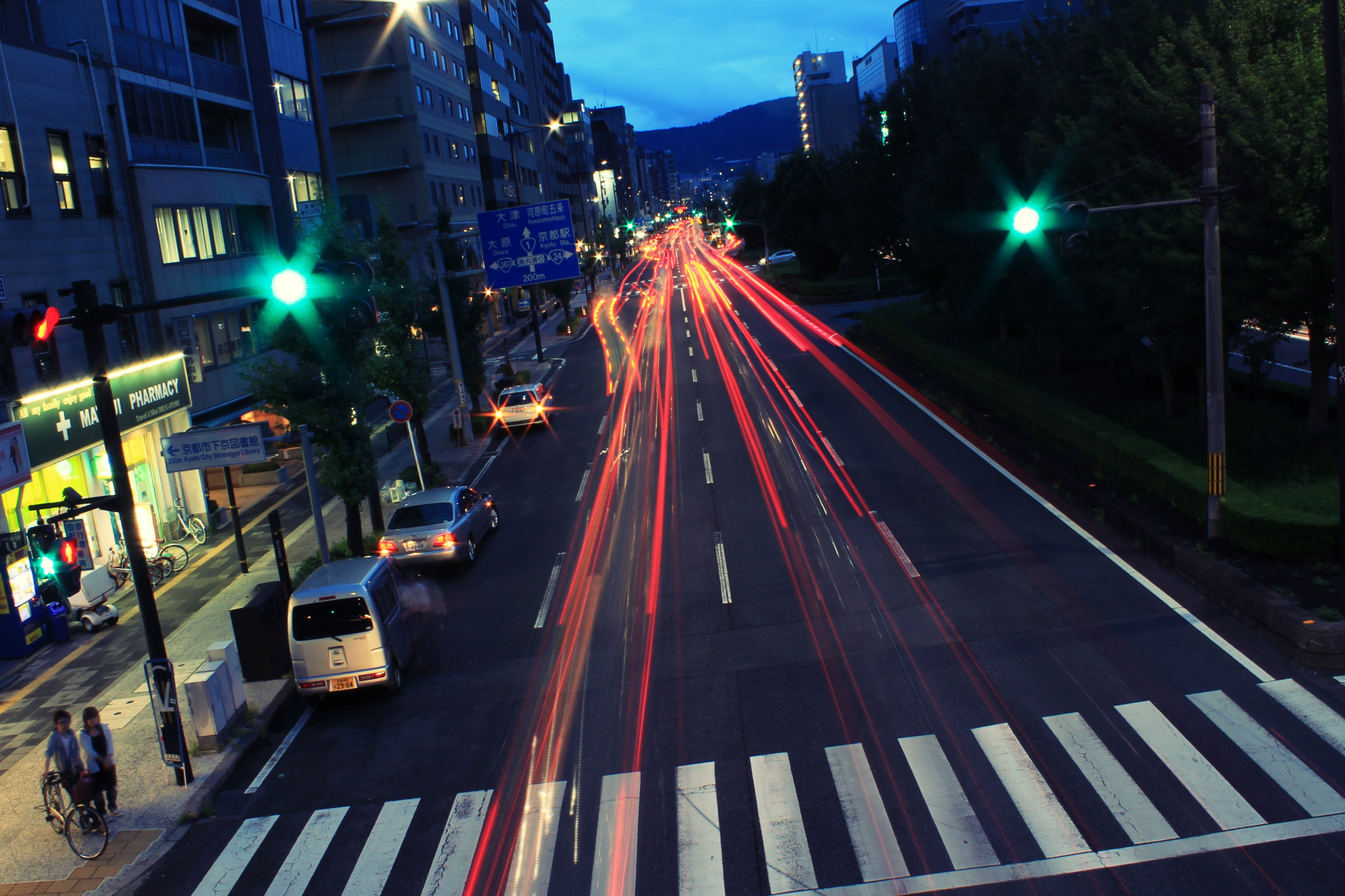 motion, mode of transportation, road, motor vehicle, car, architecture, city, city street, outdoors, 2K, land vehicle, built structure, speed, transportation, HD Wallpaper