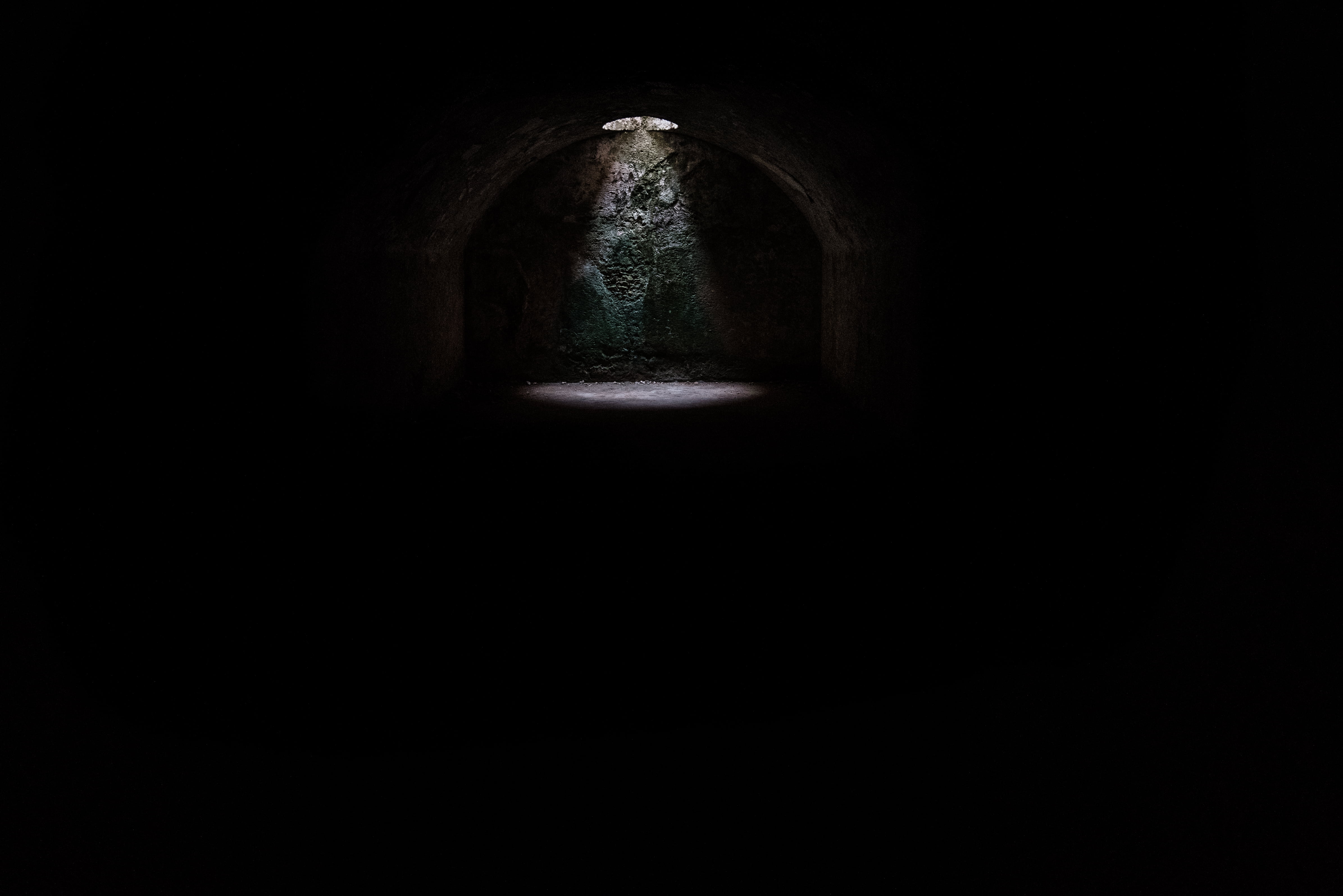 architecture, arch, spirituality, mystery, 4K, indoors, tunnel, black background, underpass, spooky, religion, no people, belief, studio shot, built structure, HD Wallpaper