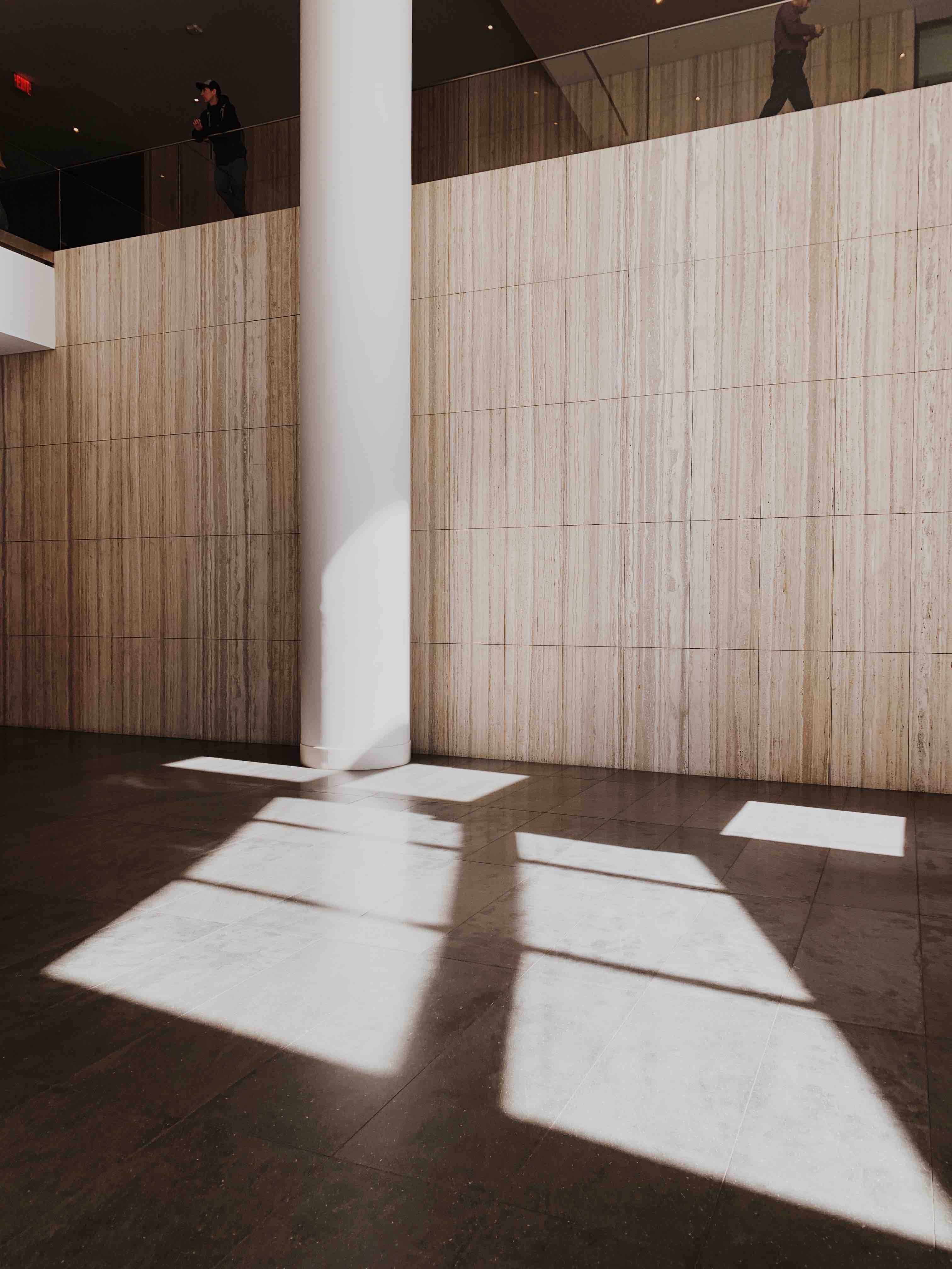 room, concrete, hardwood, wall, architectural column, sunlight, lobby, empty, tiled floor, no people, corridor, architecture, white color, housing, shadow, Phone HD Wallpaper