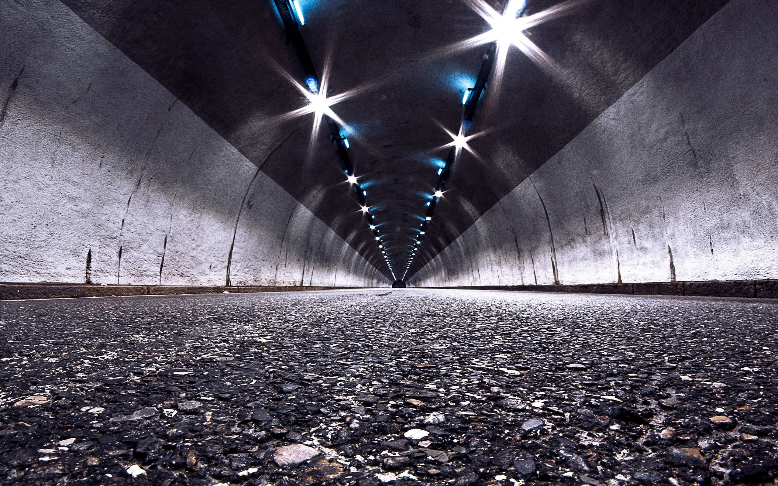 subway, glowing, photo, built structure, 2K, surface level, hd, road, architecture, underpass, night, no people, direction, diminishing perspective, empty, HD Wallpaper