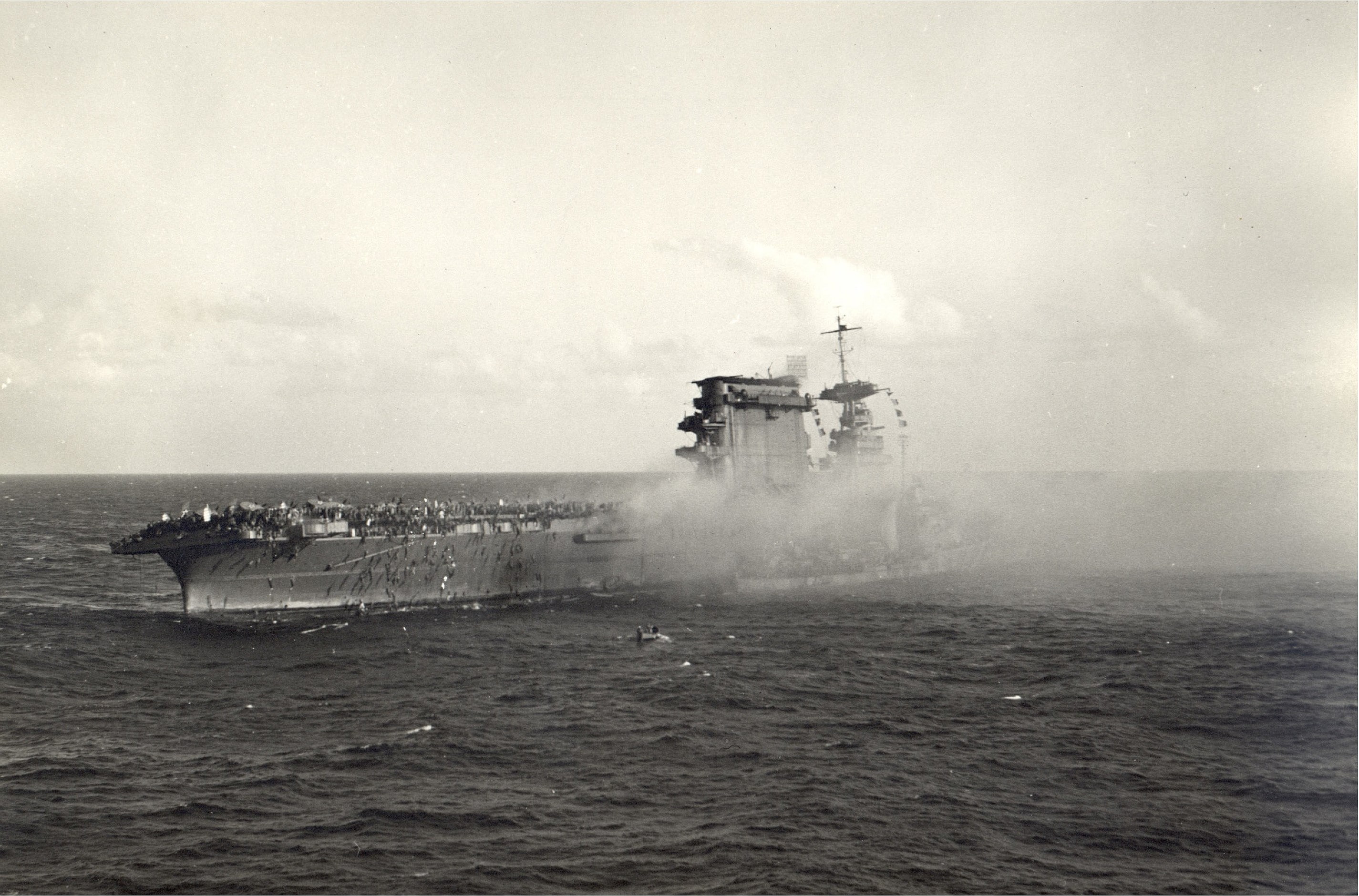 cloud - sky, day, waterfront, uss yorktown cv 5, horizon, sea, 2K, air pollution, nautical vessel, mode of transportation, horizon over water, accidents and disasters, HD Wallpaper