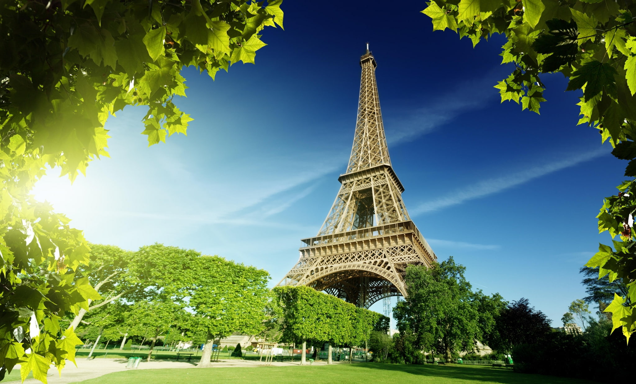 travel destinations, low angle view, sunlight, built structure, building, sky, tower, no people, outdoors, architecture, green color, spire, grass, nature, HD Wallpaper