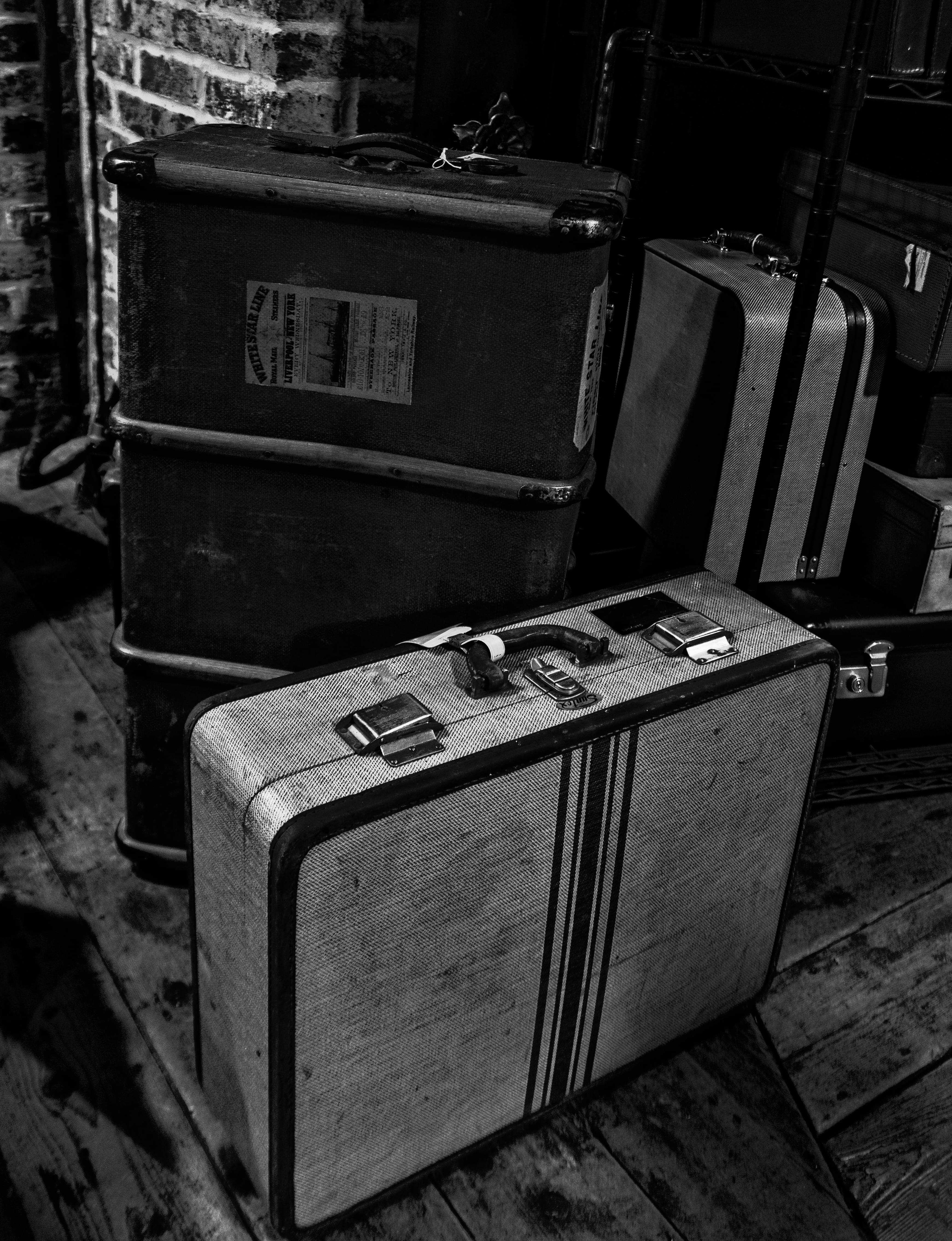 travel, journey, plane, boat, arts culture and entertainment, close-up, train, wood - material, container, united kingdom, indoors, abandoned, old, still life, Phone HD Wallpaper