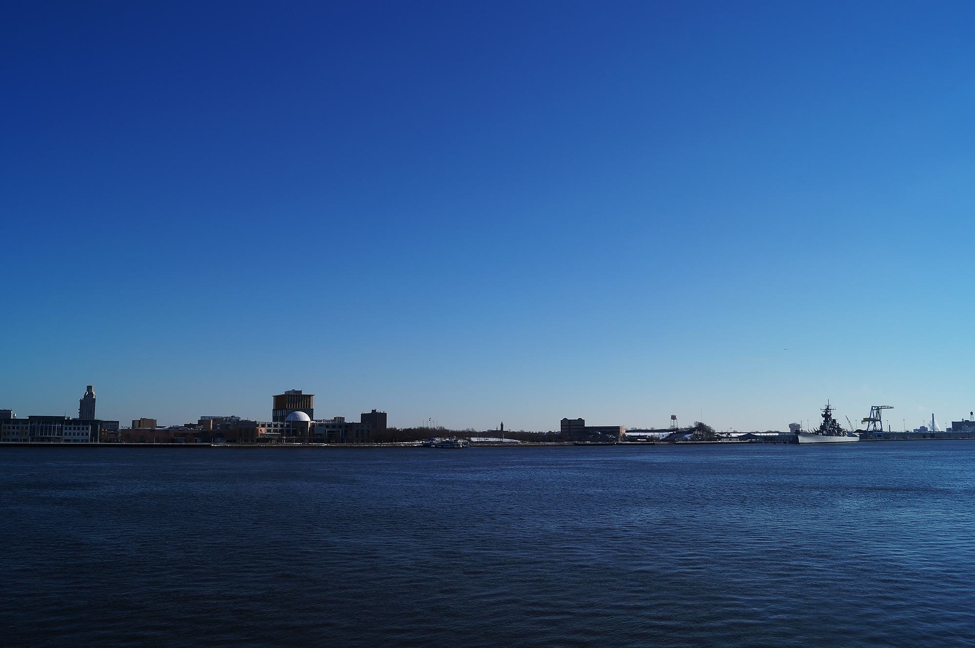 water, tranquility, tower, metropolis, building exterior, waterfront, camden, clear sky, buildings, urban skyline, outdoors, scenic, beauty in nature, philadelphia, HD Wallpaper