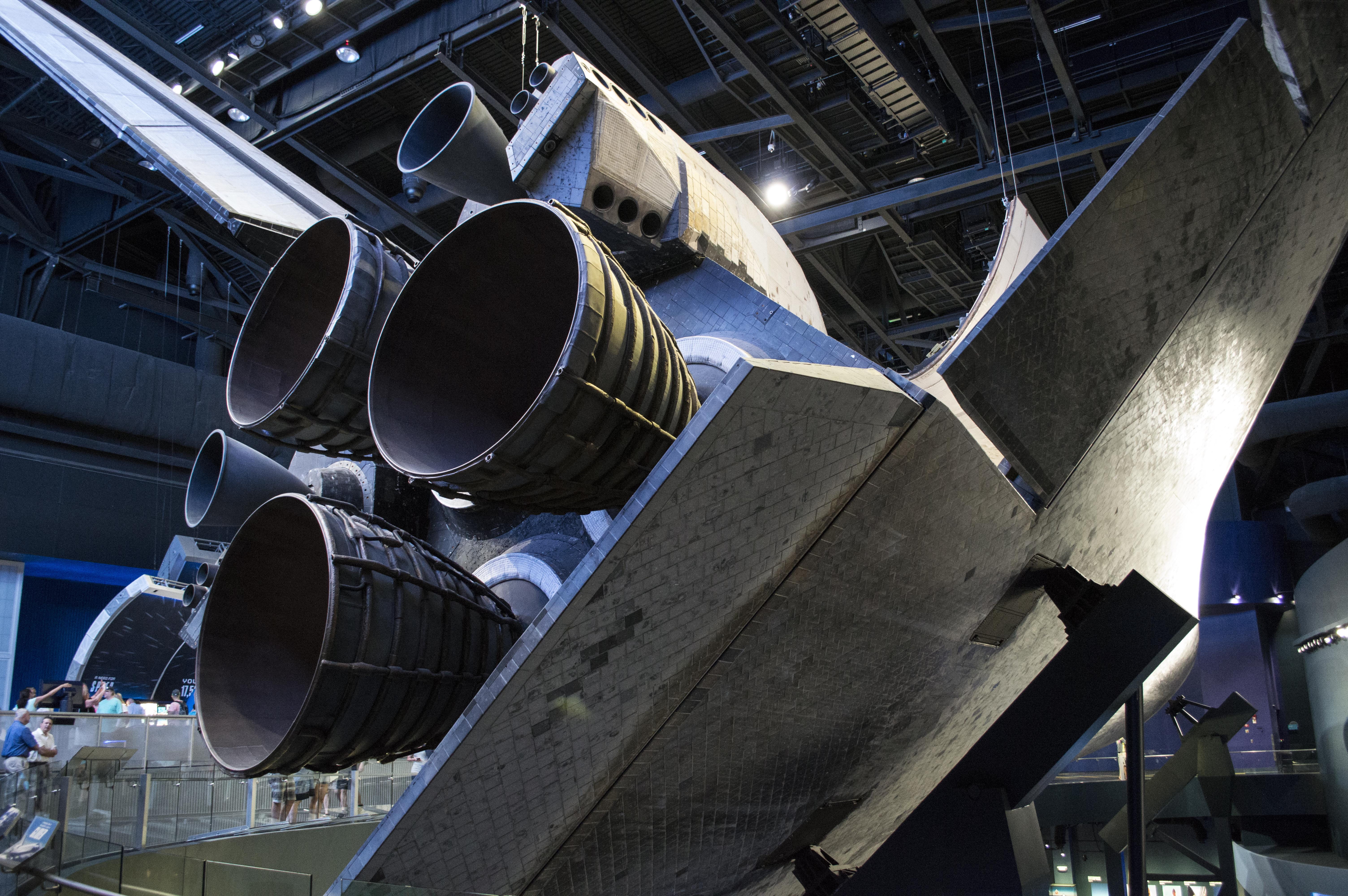 technology, nasa, orlando, metal, pipe - tube, transportation, atlantis, low angle view, 5K, outerspace, silver colored, architecture, lighting equipment, HD Wallpaper