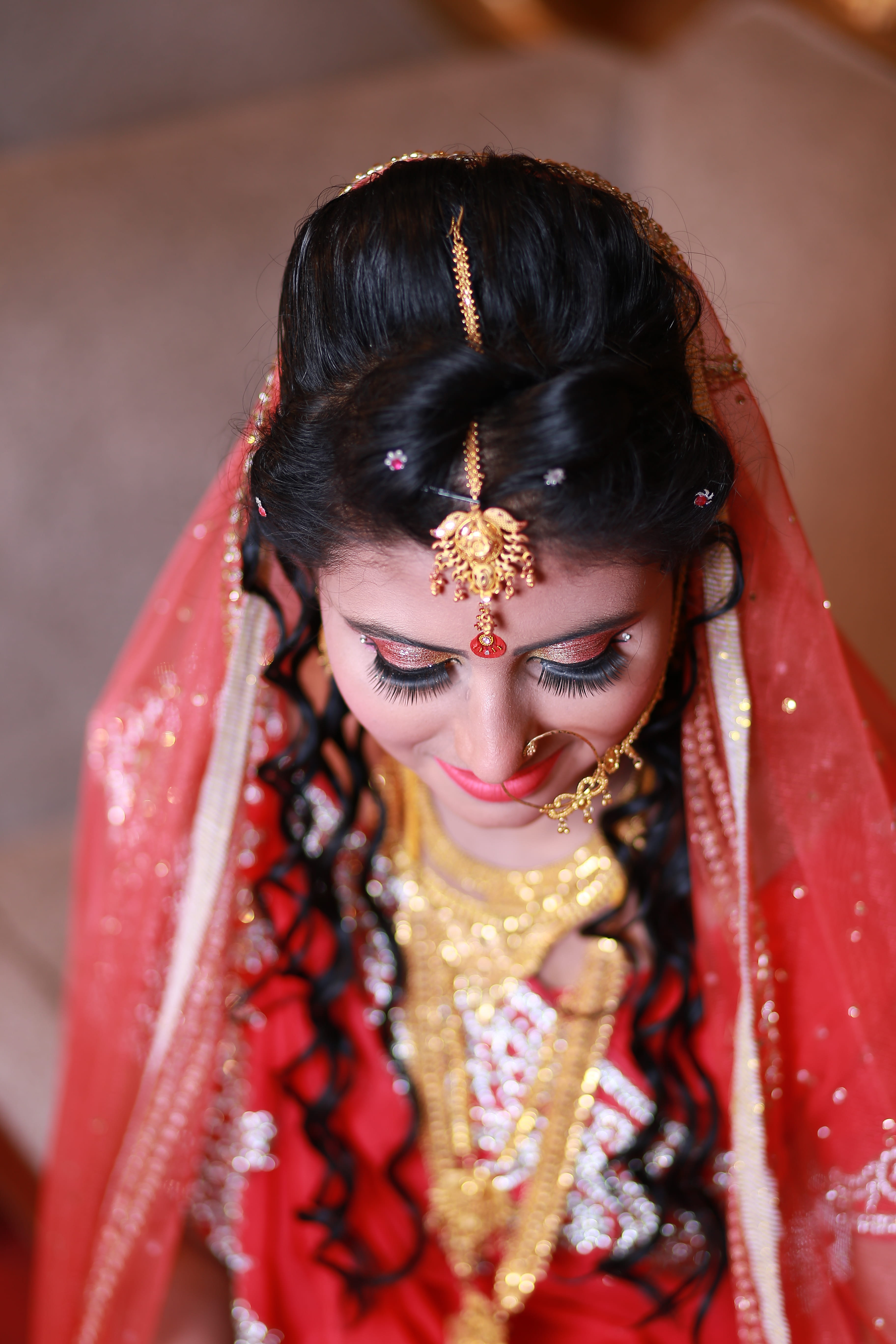 young women, woman, close -up, indoors, wedding, traditional, beautiful woman, one person, sari, portrait, glamour, face, real people, women, red, adult, Phone HD Wallpaper