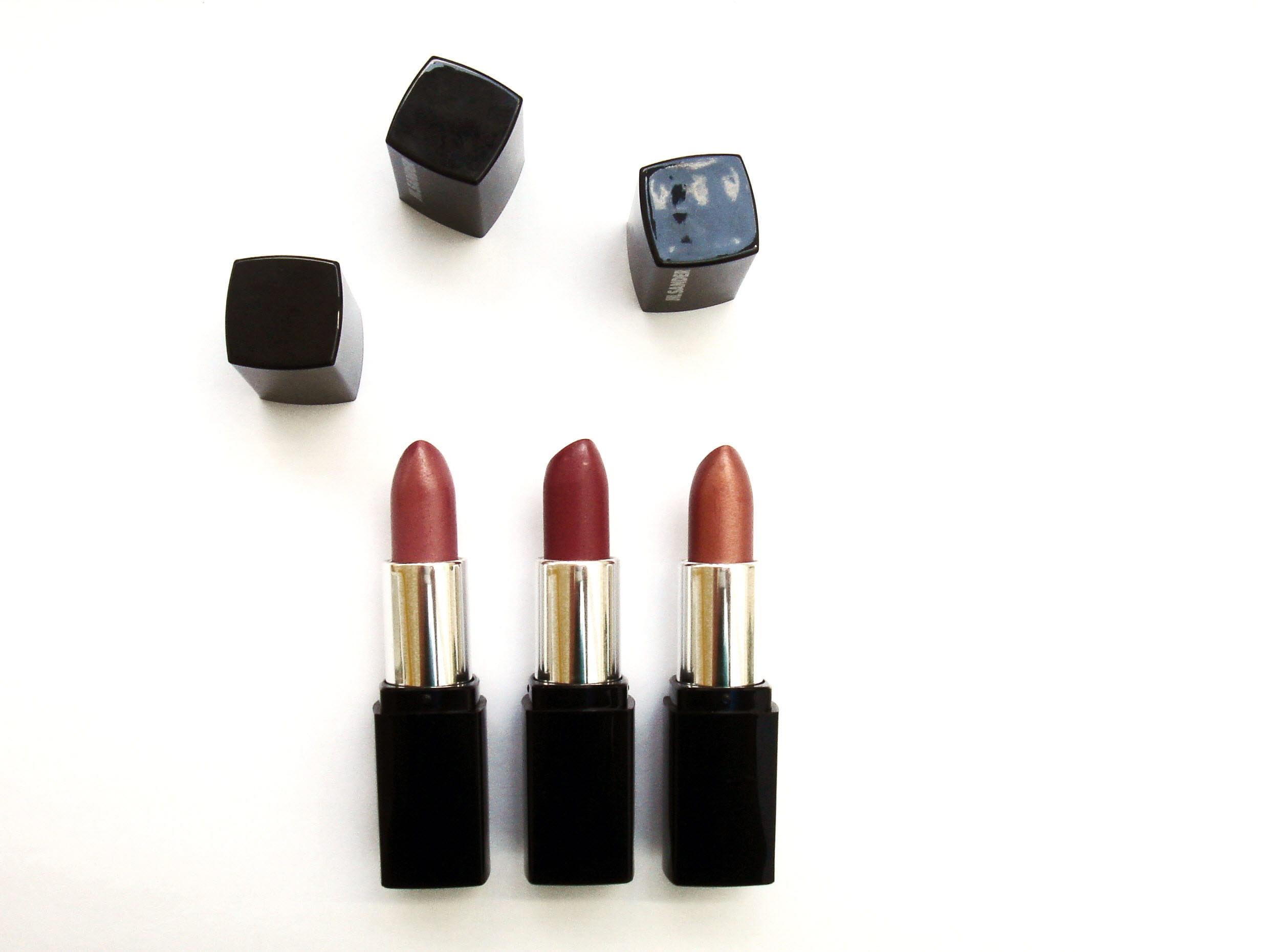 black, make-up brush, cut out, close-up, choice, still life, Beauty, white, Hd, side by side, indoors, three, no people, studio shot, high angle view, make-up, HD Wallpaper