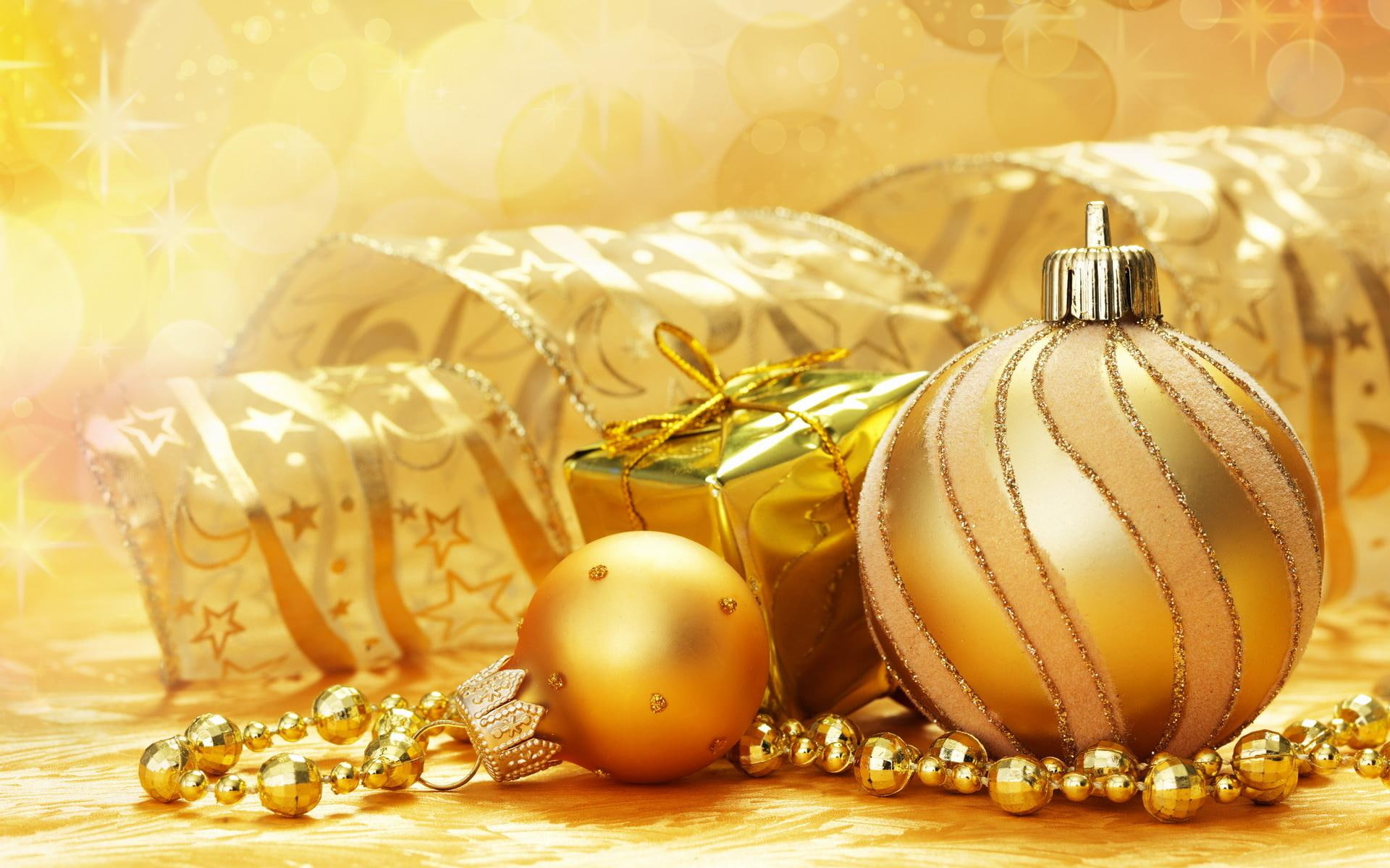 year, christmas, gold, new year, 1080P, spheres, new, gifts, HD Wallpaper