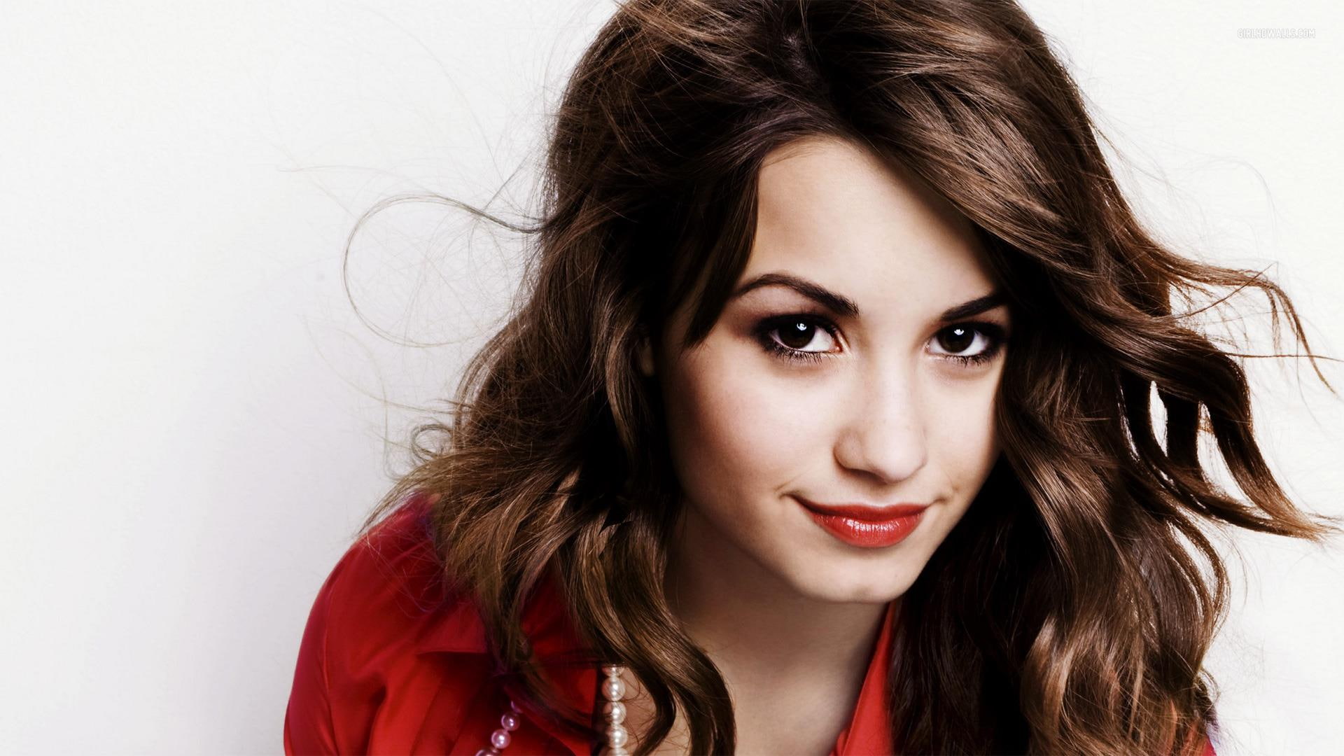 shirt, demi lovato, celebrities, red, hollywood, 1080P, celebrity, demi, s, desktop, lovato, women, HD Wallpaper