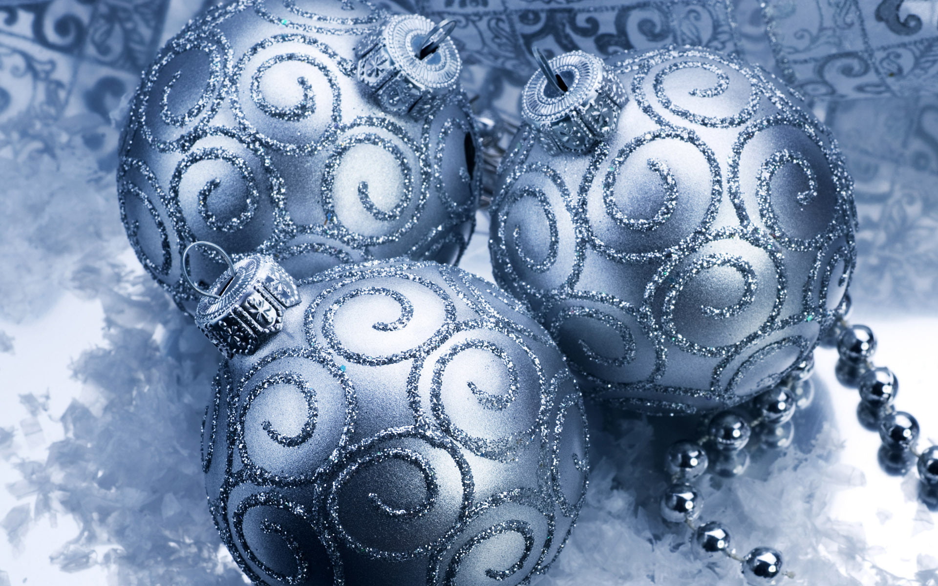 ball, decor, blue, holiday, bubble, still life, 1080P, silver Colored, three, pattern, close-up, metal, decoration, white color, snowflake, balls, baubles, HD Wallpaper