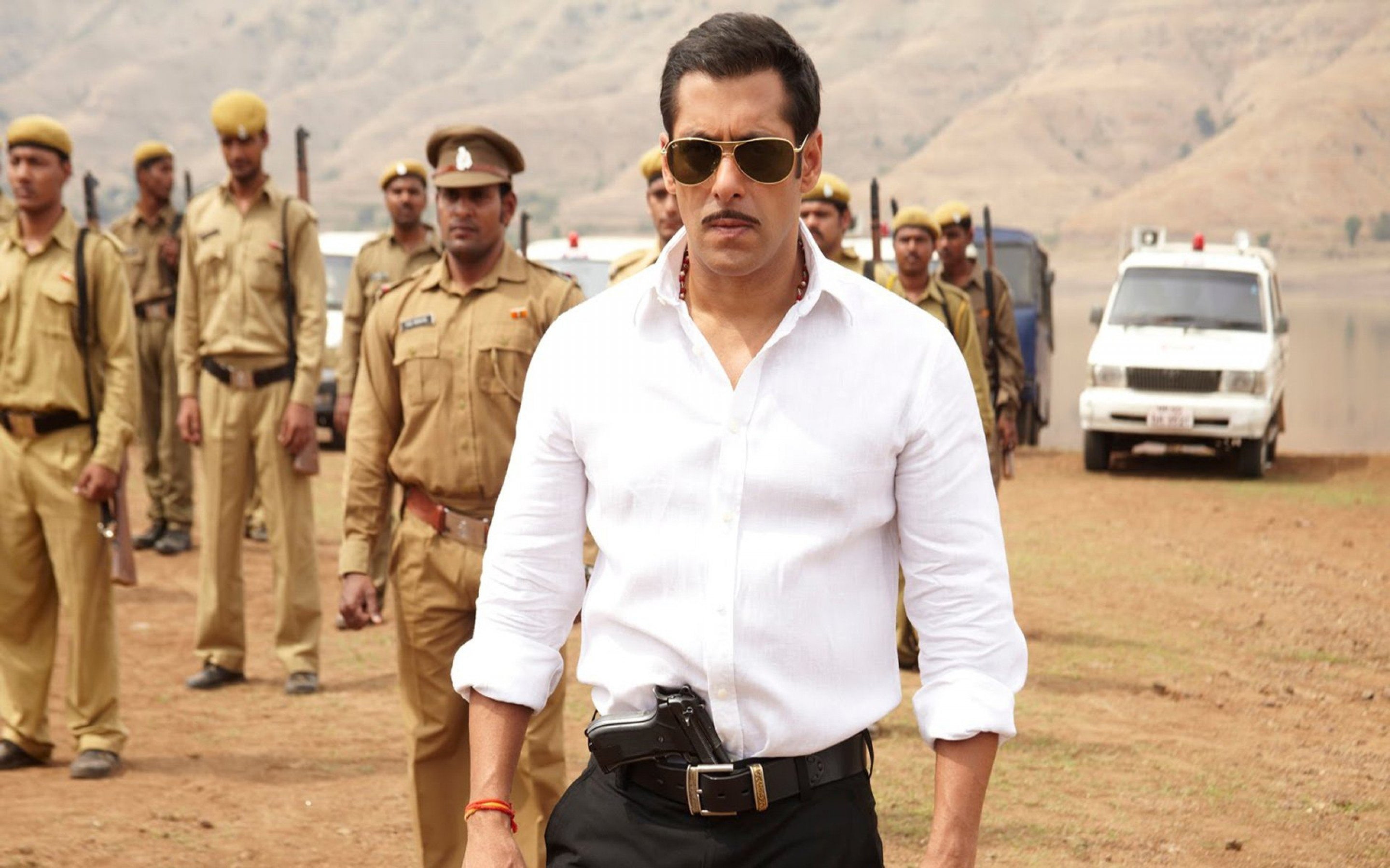 comedy, action, 2K, crime, bollywood, thriller, dabangg, HD Wallpaper