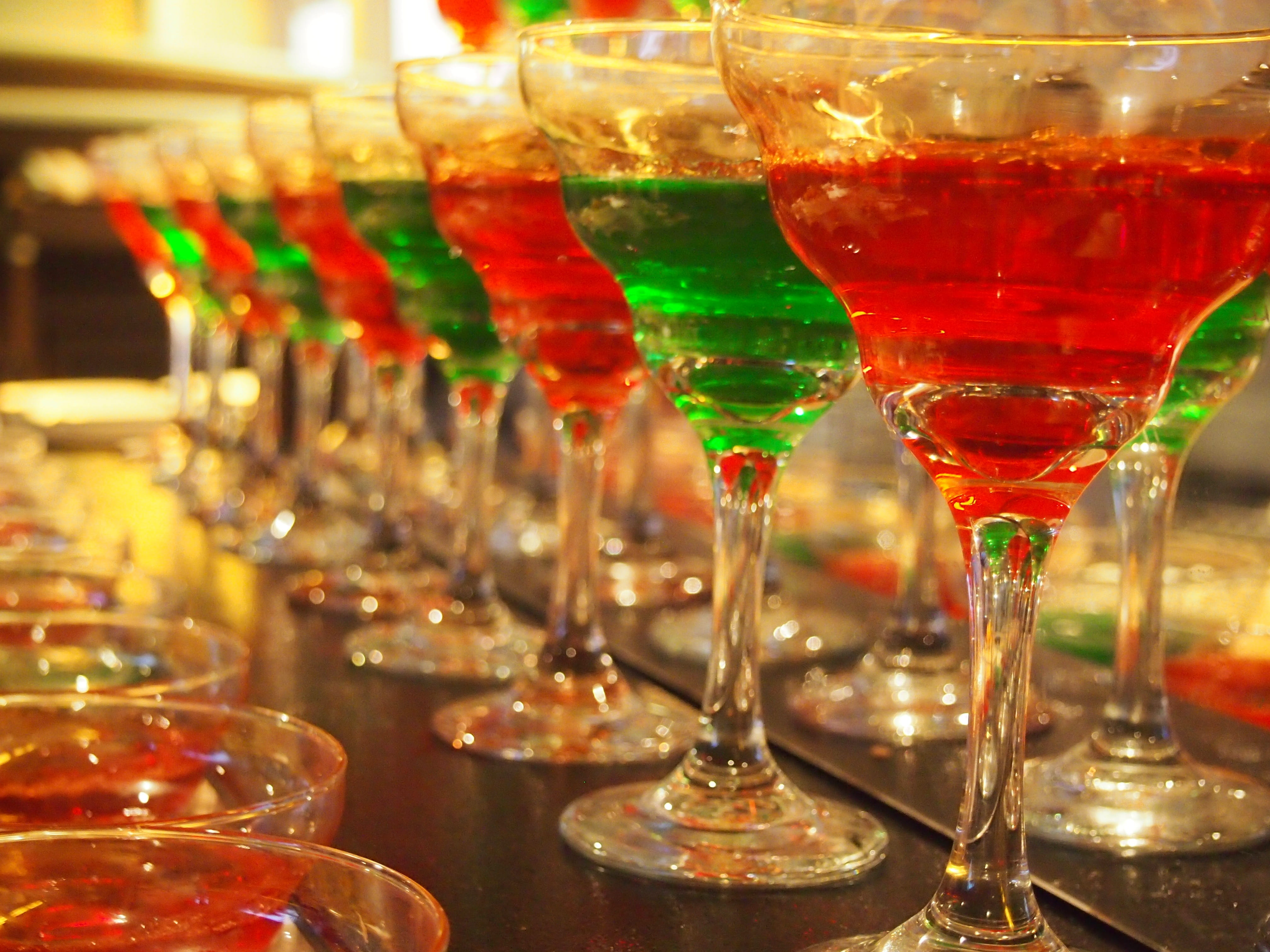 drinking glass, still life, food, refreshment, bar counter, 4K, drink, Cocktail, wineglass, red, household equipment, transparent, no people, clear, Alcohol, HD Wallpaper