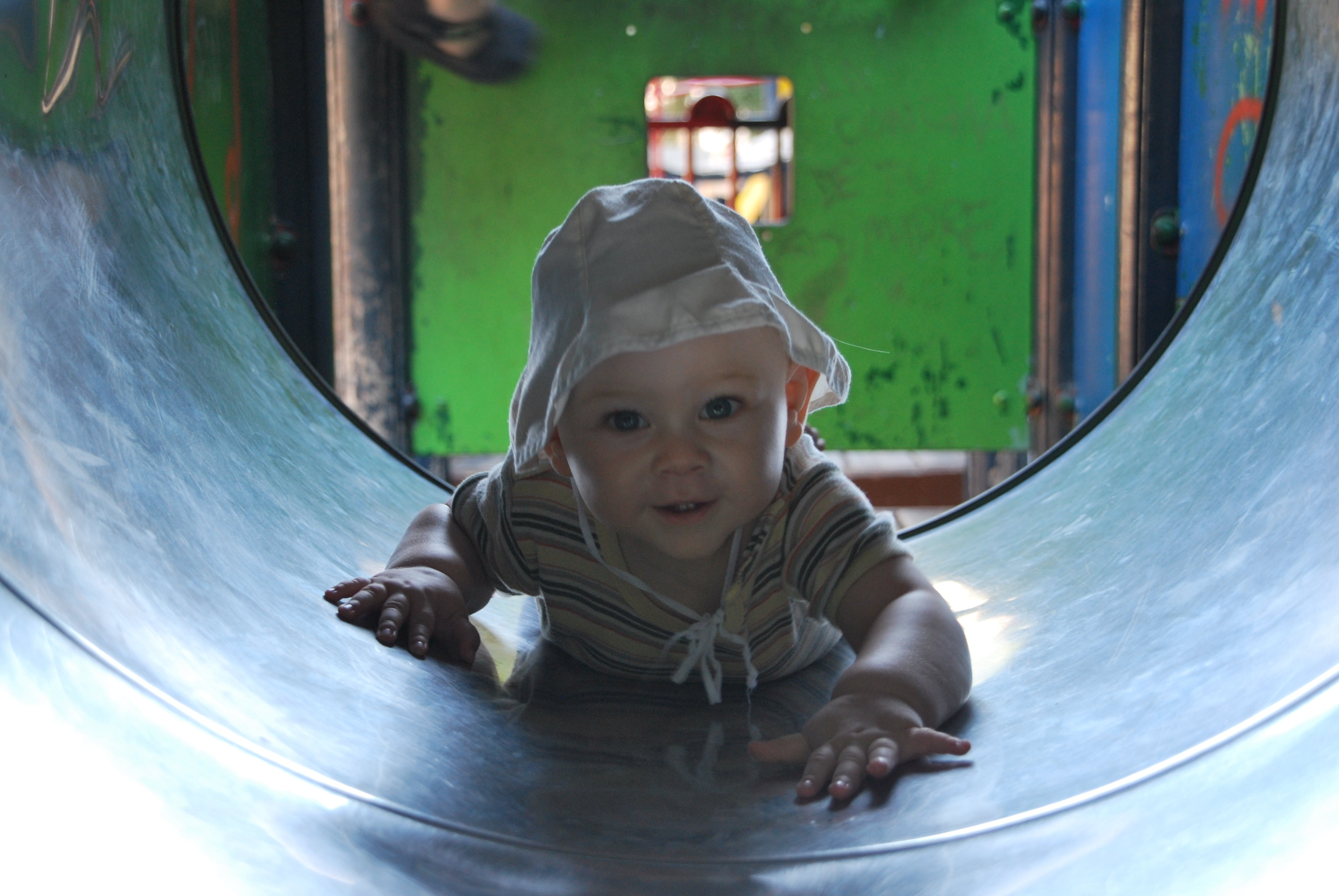 fun, summer, boy, looking at camera, cute, young, person, 4K, happy, outdoor, child, childhood, playground, people, day, play, playing, kindergarten, lifestyles, HD Wallpaper