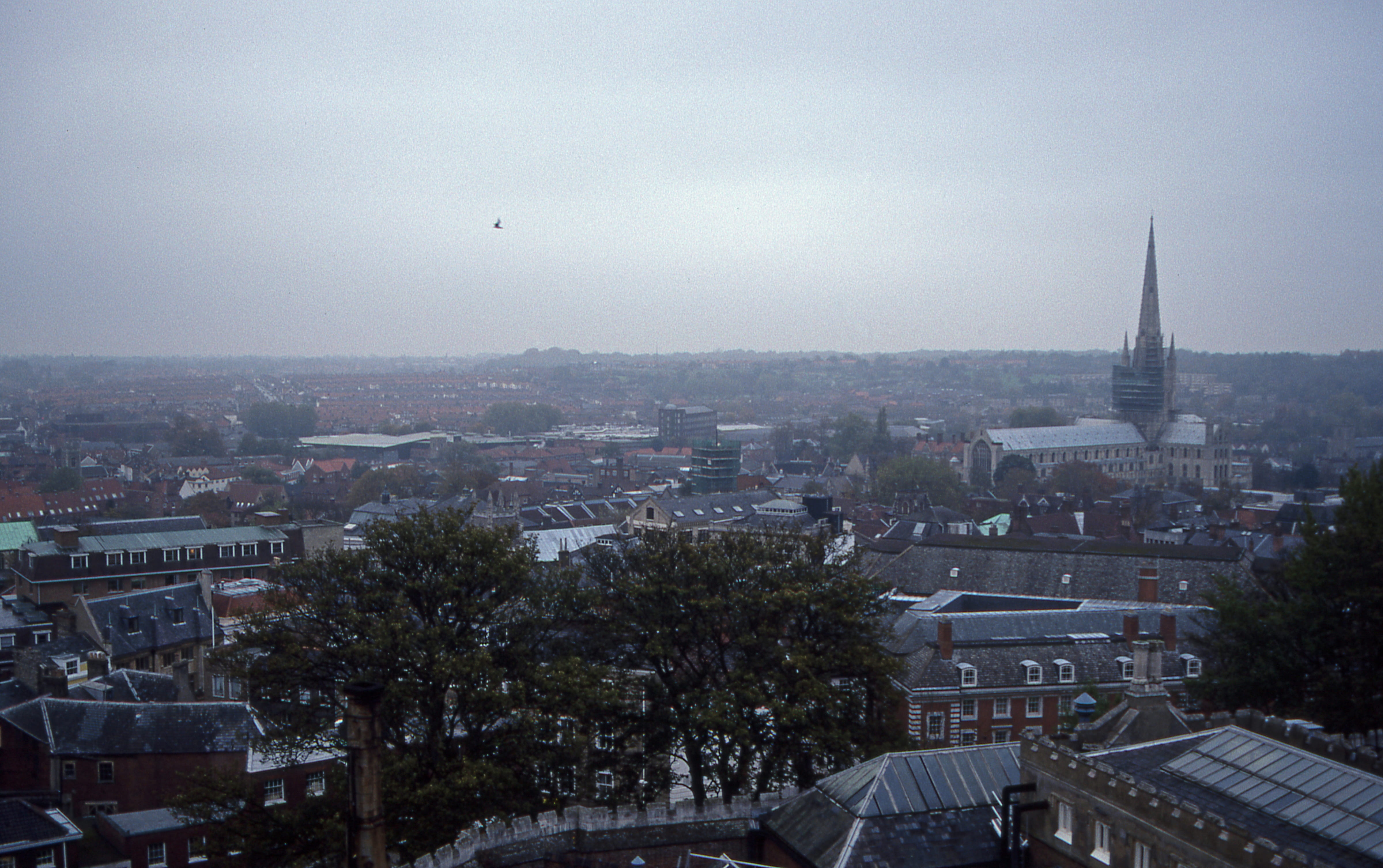 fog, 4K, united kingdom, spire, sky, england, tower, residential district, east anglia, city life, cityscape, no people, city, skyscraper, travel destinations, HD Wallpaper