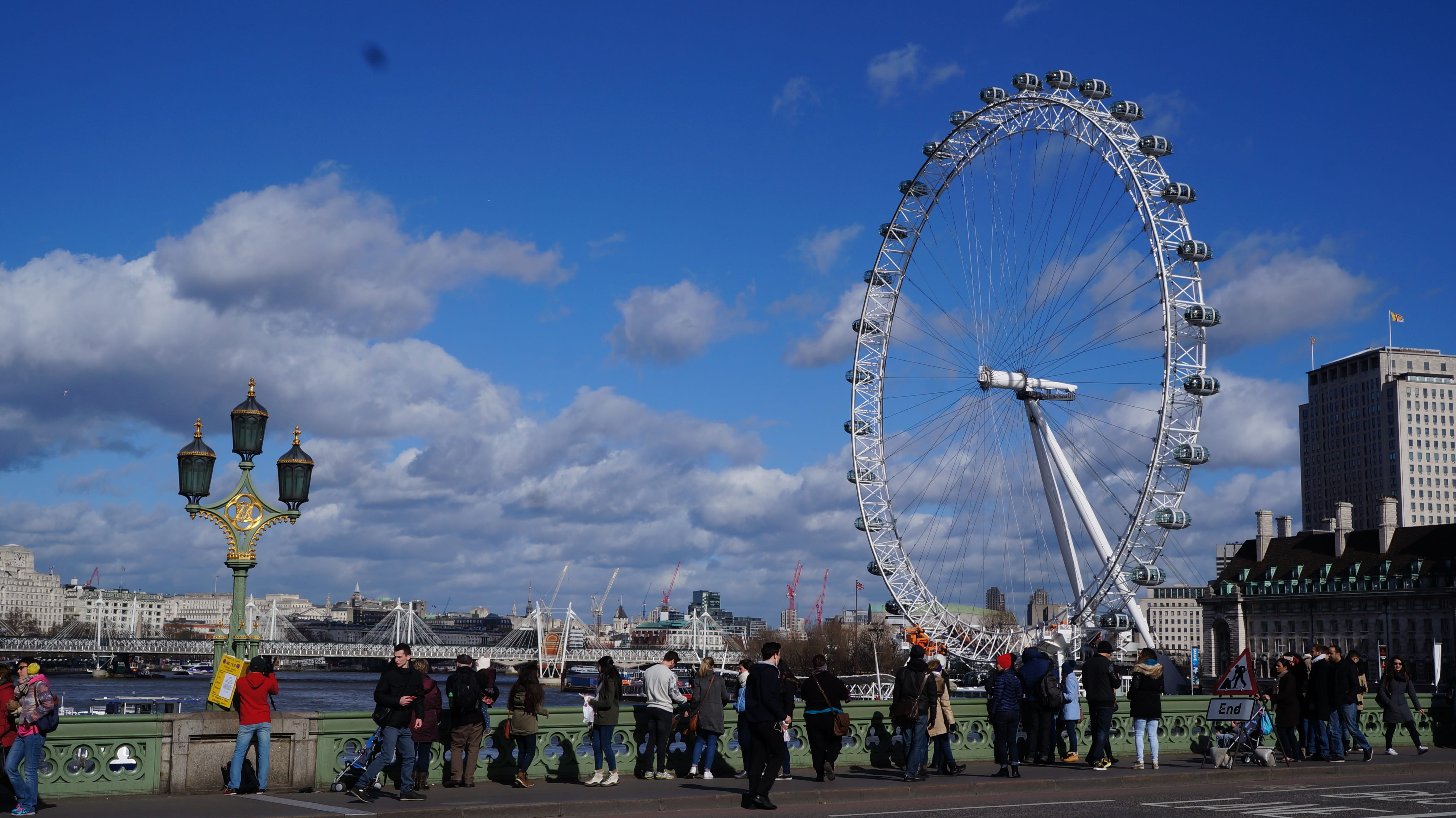 wheel, blue, cloud - sky, capital, group of people, arts culture and entertainment, tourism, building exterior, united kingdom, ferris wheel, city, amusement park ride, HD Wallpaper