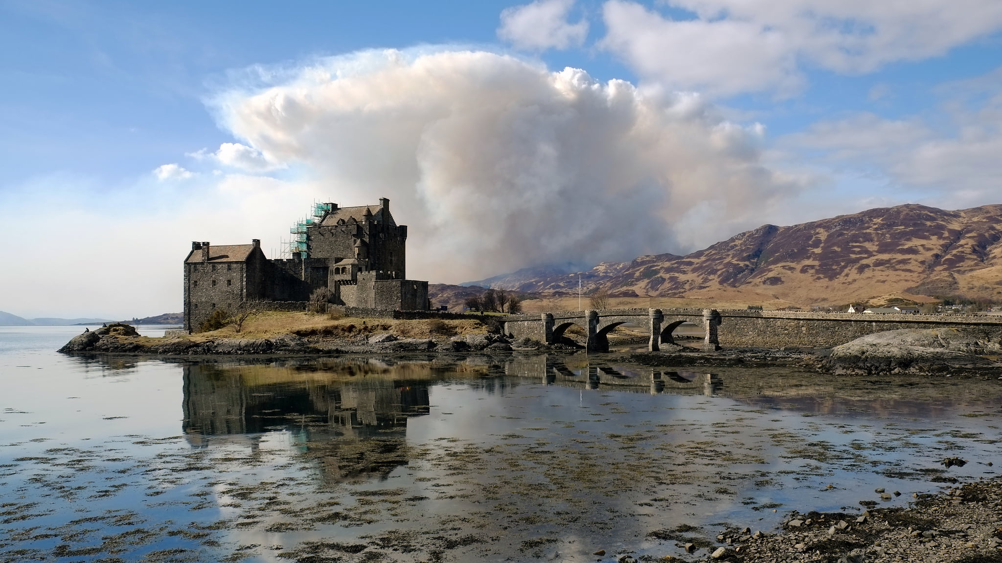 building exterior, day, old, Dornie, landscape, nature, building, cloud - sky, architecture, bridge, no people, mountain, 1080P, Scotland, built structure, HD Wallpaper
