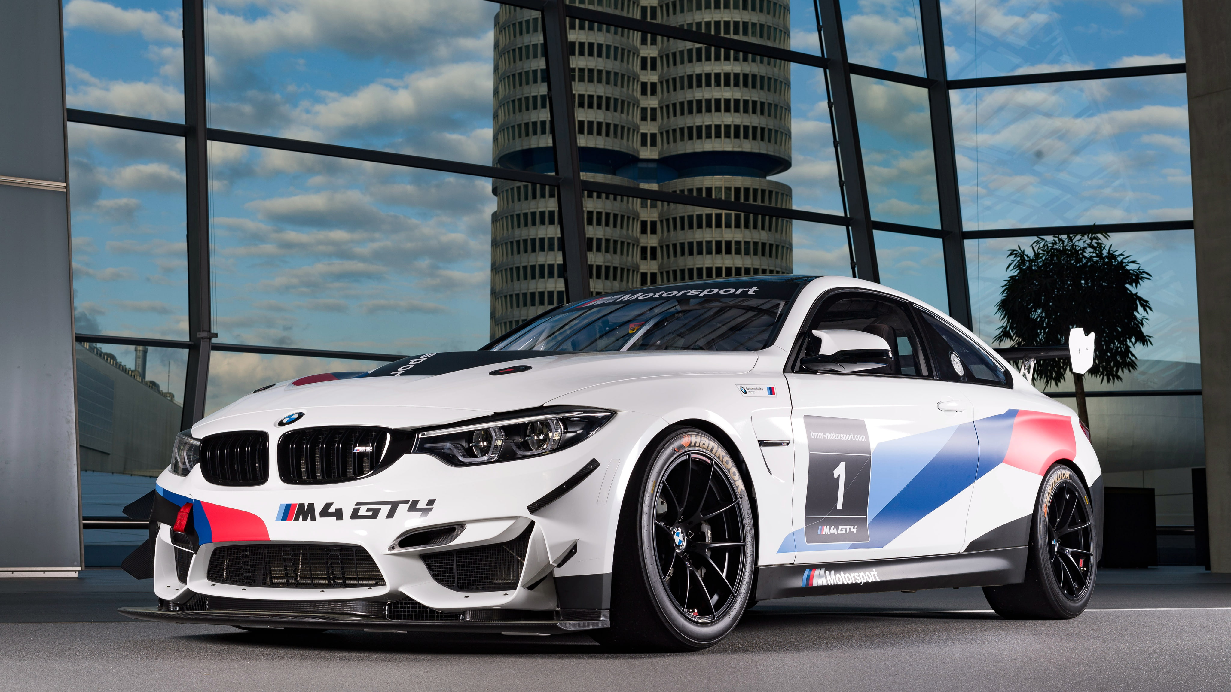 day, outdoors, land vehicle, motor vehicle, stationary, k, car, skyscraper, modern, 2018, 4K, bmw, transportation, built structure, no people, glass - material, HD Wallpaper