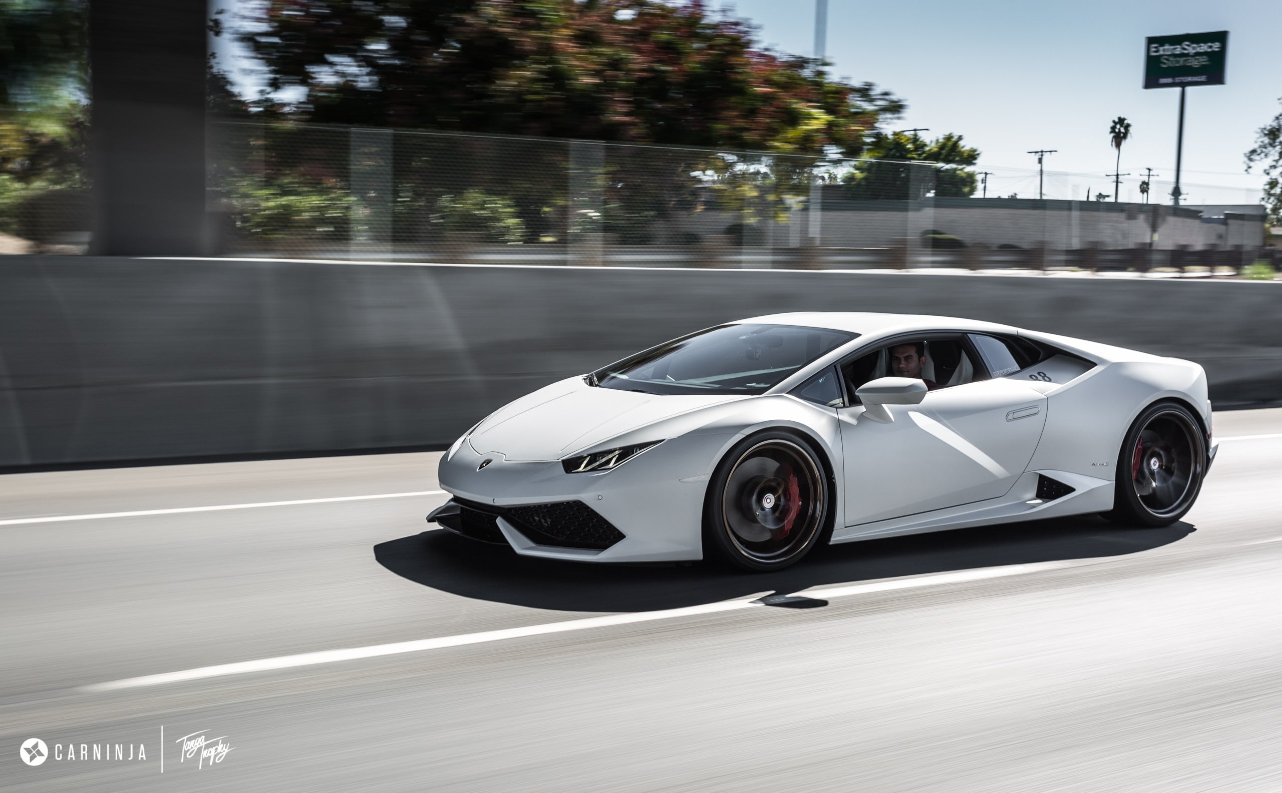 Carninja, speed, city, sign, nature, no people, on the move, road, plant, luxury, low, outdoors, motion, tree, Lamborghini Huracán LP610-4, day, mode of transportation, HD Wallpaper