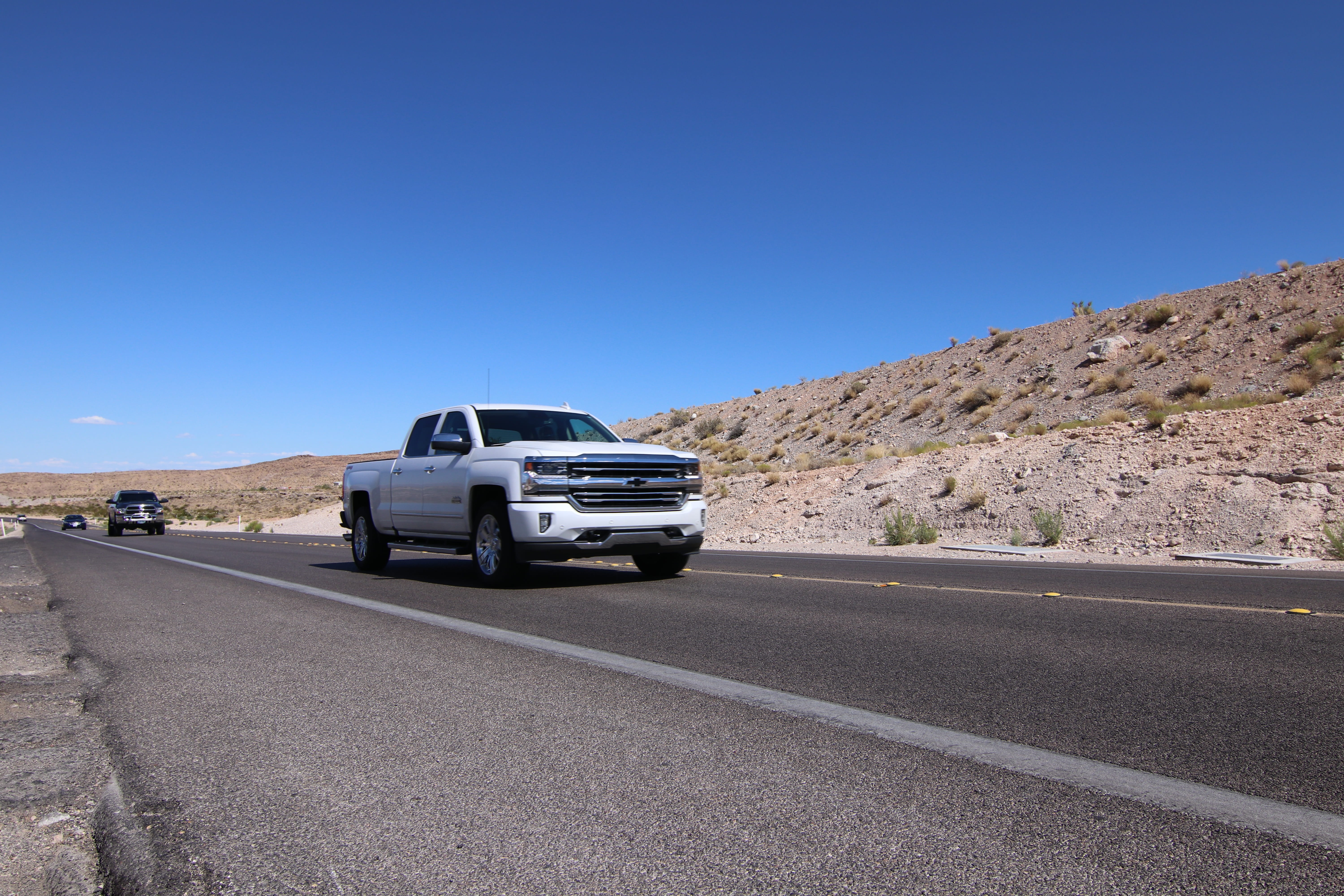 national park, side of the road, 5K, pick up, auto, road trip, arid climate, horizon, climate, mode of transportation, wide, drought, color, no people, HD Wallpaper
