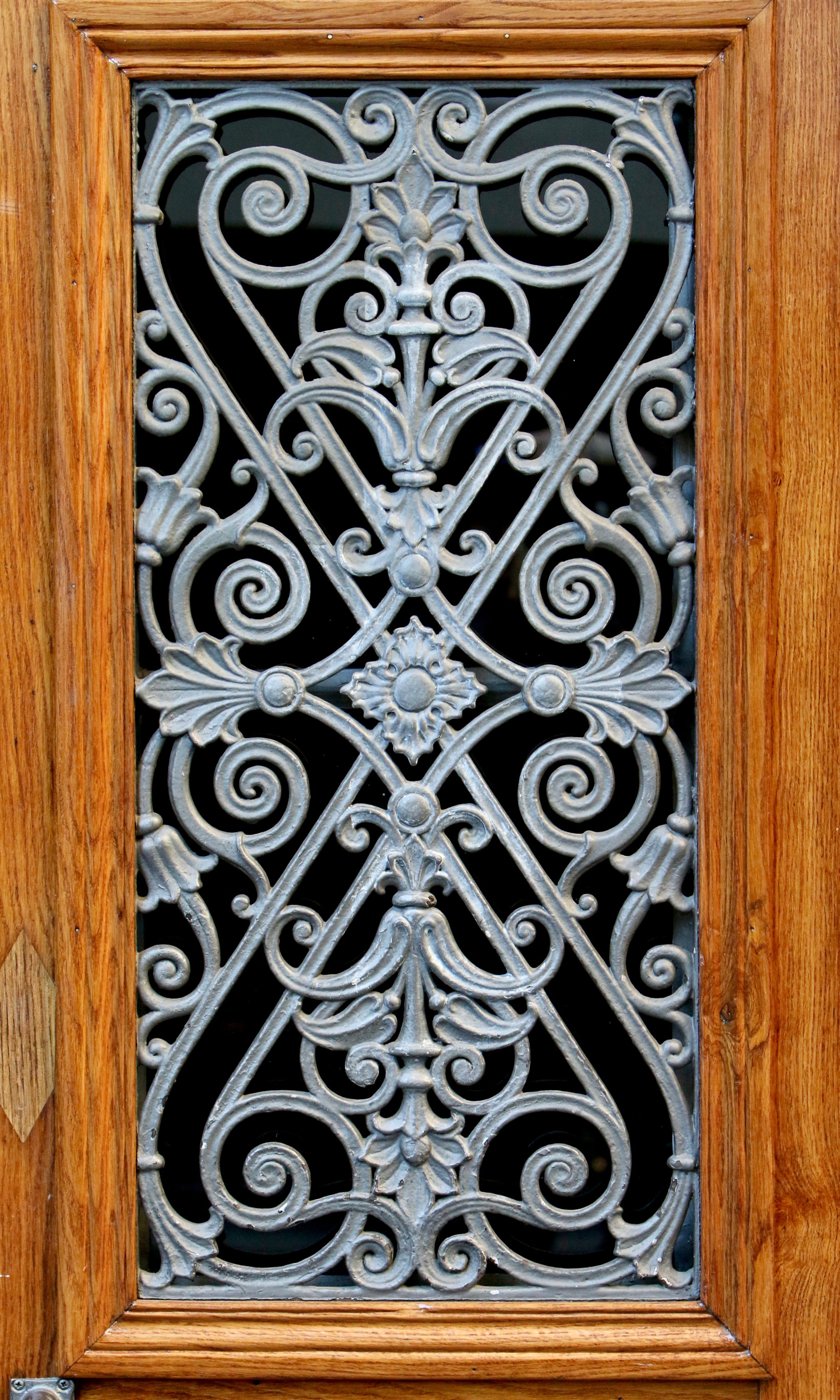 close up, ornate, building, door, wood, metalwork, safety, day, lily, backgrounds, wood - Material, 5K, close, wooden windows, photo, decor, gray, art iron, Phone HD Wallpaper