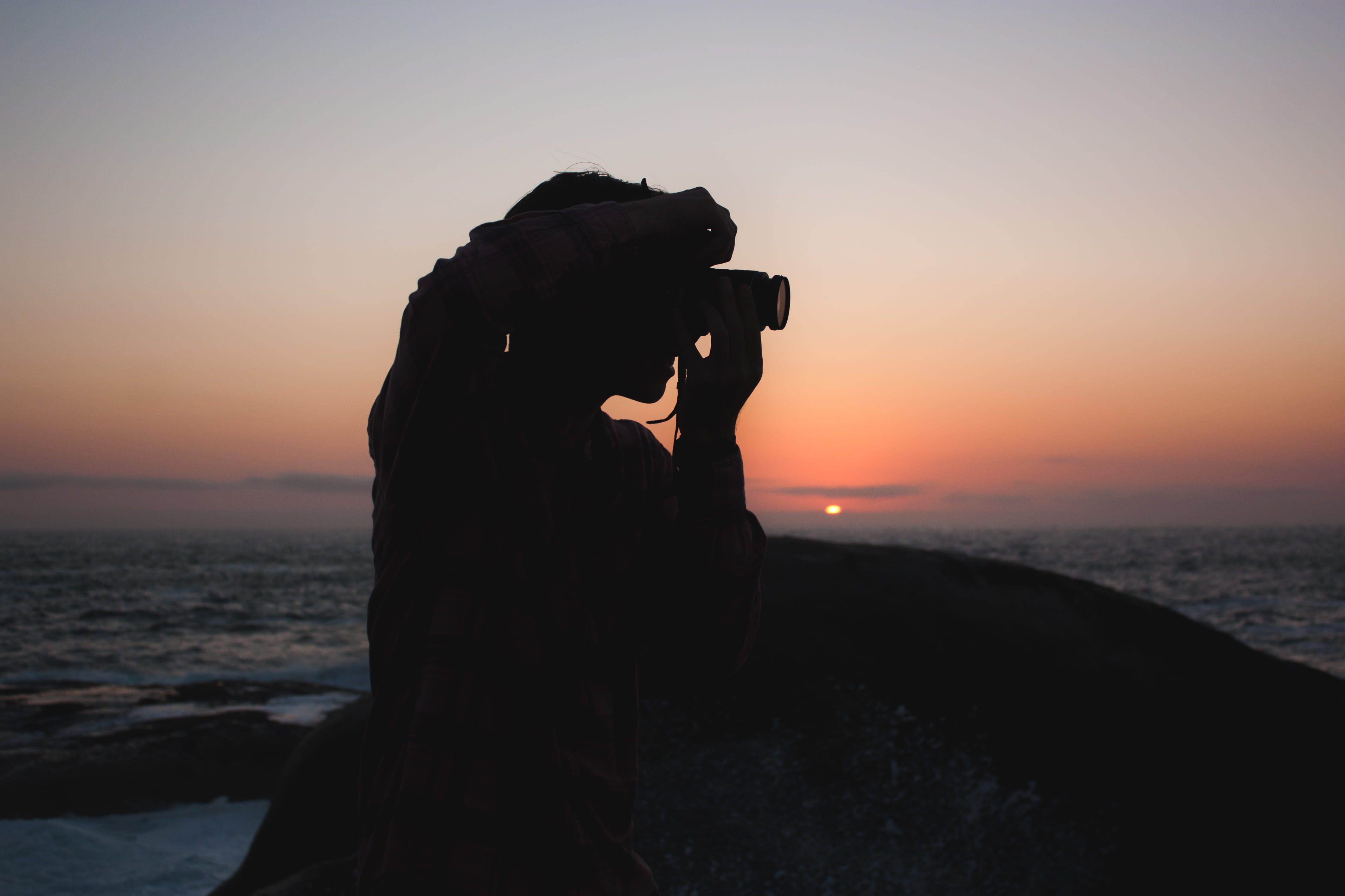 modern, man, sea, slr camera, ornament, leisure activity, sky, water, digital single-lens reflex camera, scenics - nature, horizon over water, person, horizon, HD Wallpaper
