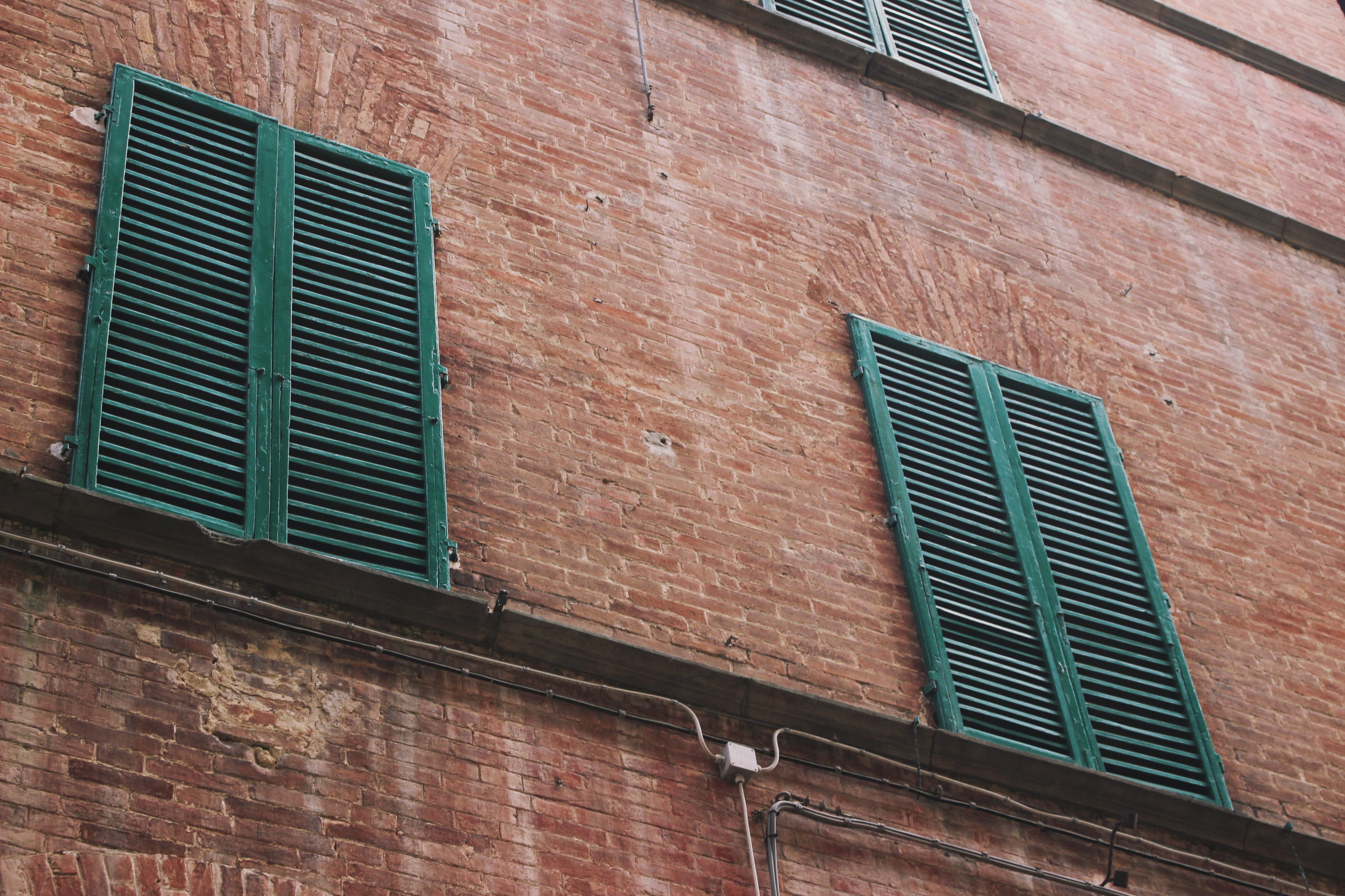 brick wall, building exterior, full frame, brick, house, day, green, wall, metropolitan city of florence, safety, closed, window, ancient, 2K, pattern, HD Wallpaper