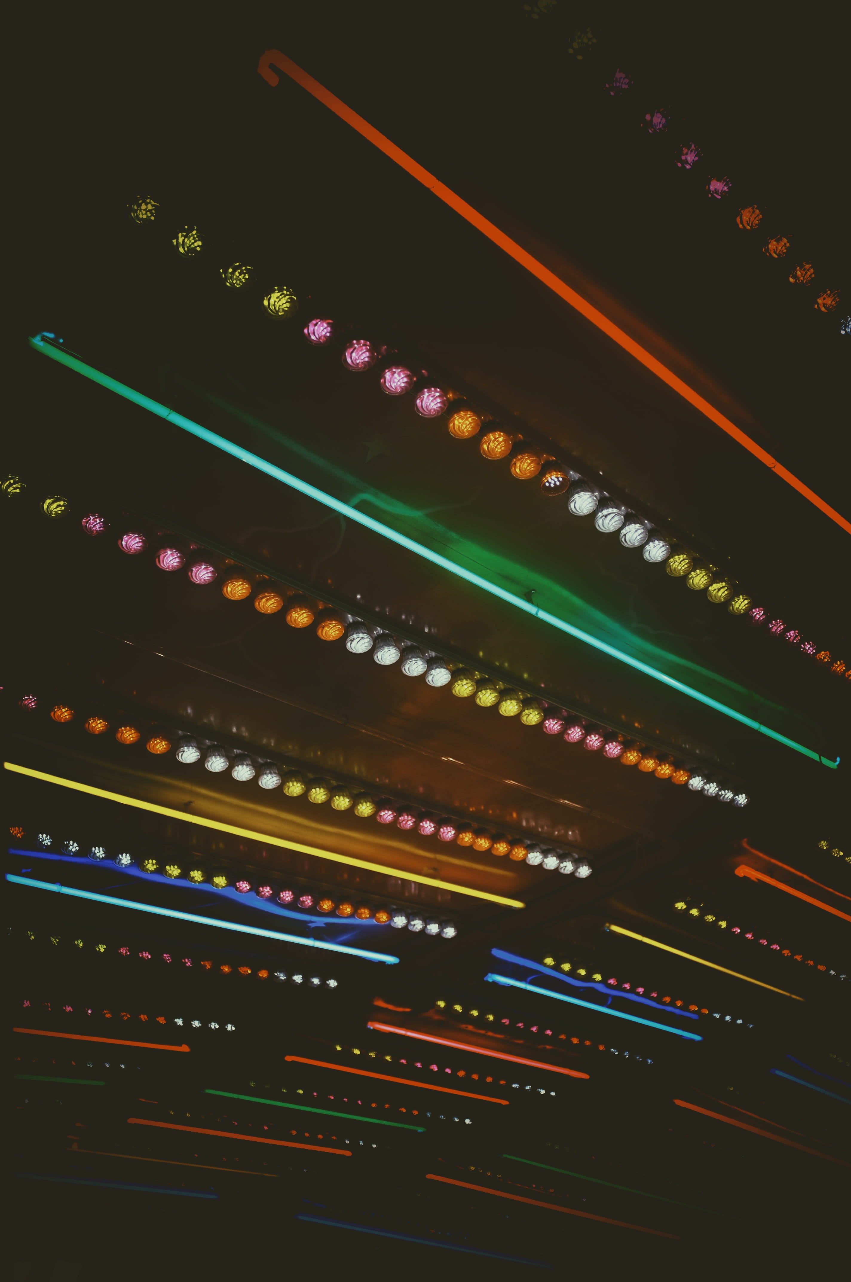 musical equipment, music, yellwo, pattern, no people, diagonal lines, connection, neon, light trail, red, green, 4K, lighting equipment, light - natural phenomenon, Phone HD Wallpaper