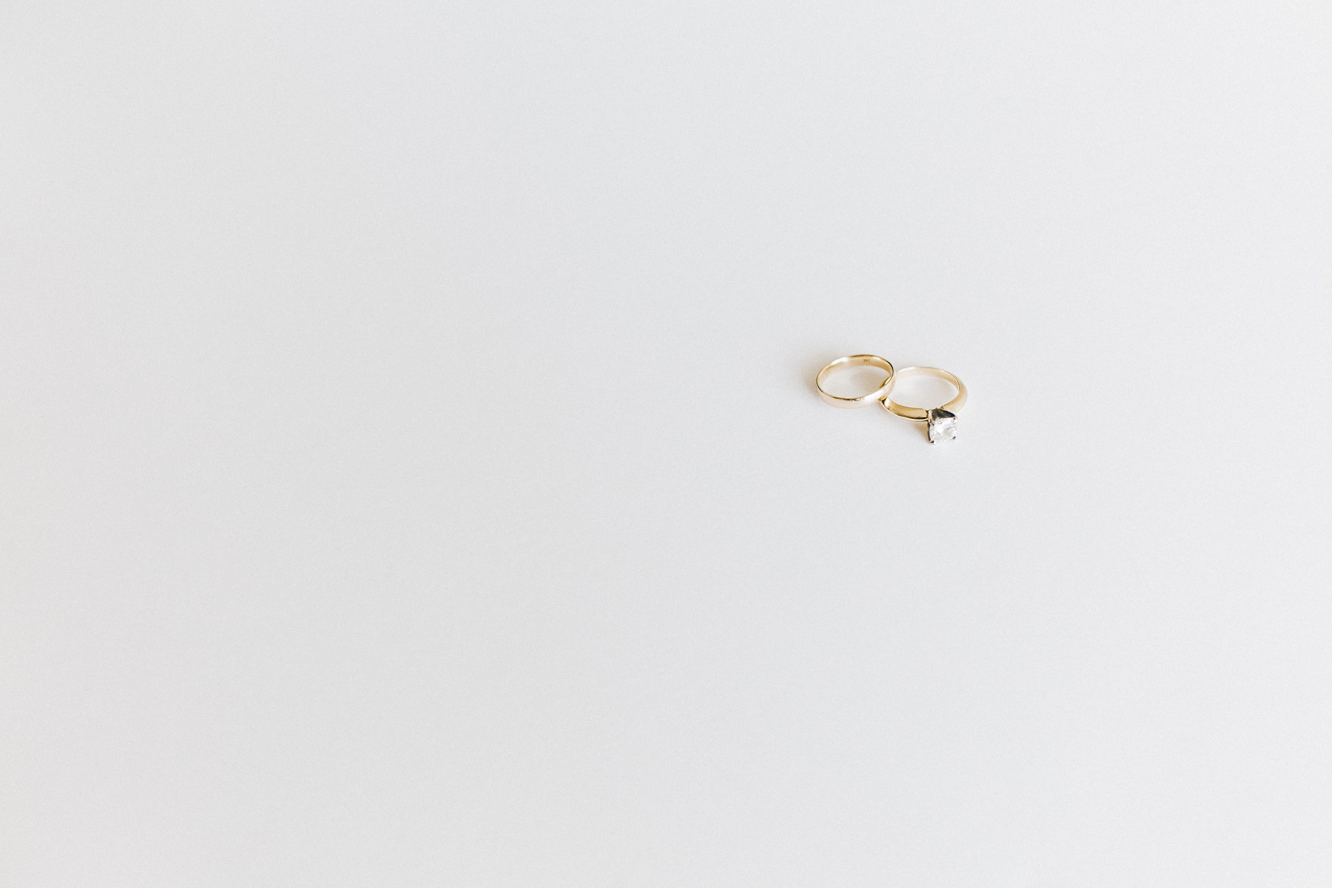white color, engagement, ring, studio shot, medicine, colored, indoors, cut out, jewelry, engagement ring, sparse, no people, close-up, white background, HD Wallpaper