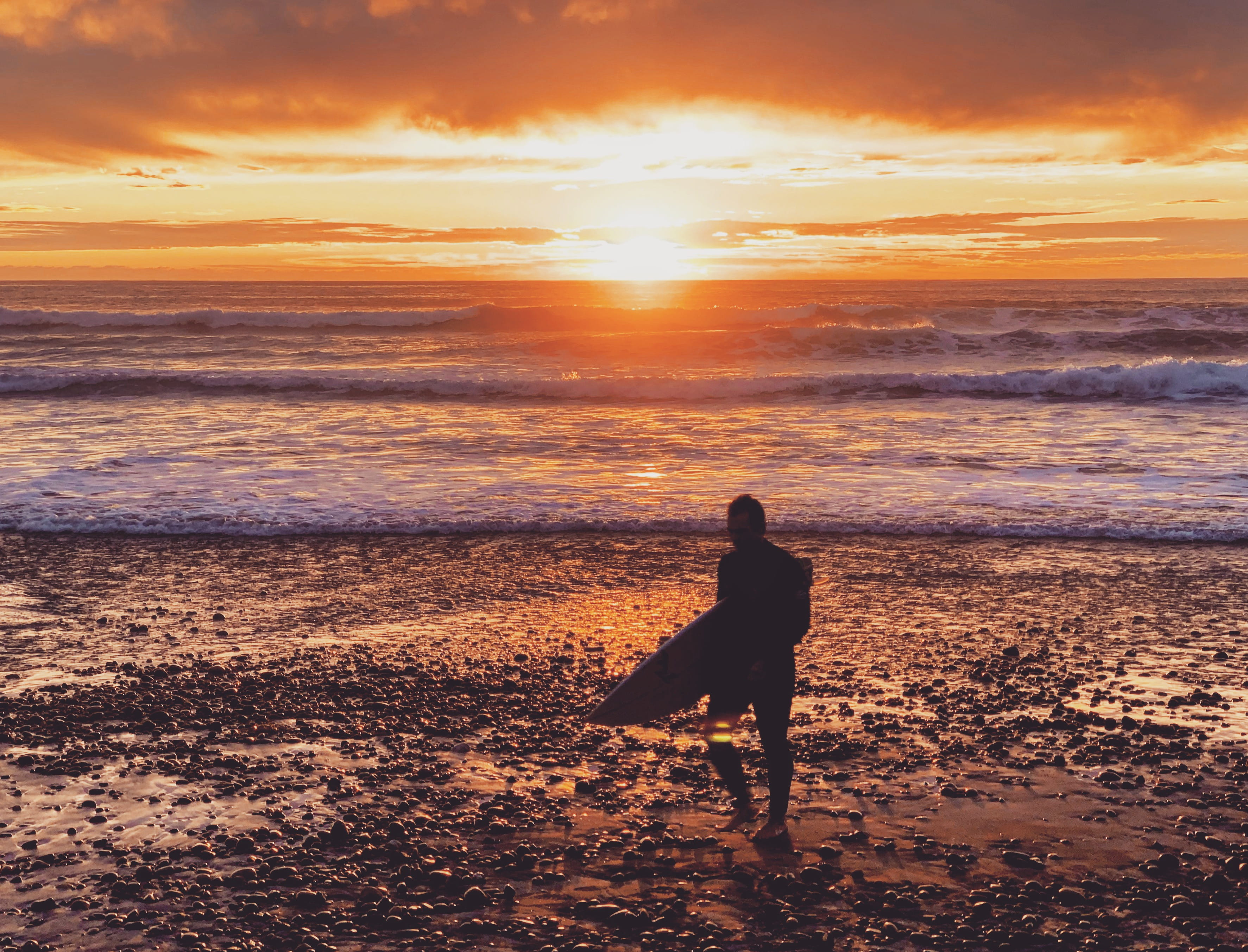 full length, sunset, sky, ocean, land, nature, sunlight, scenics - nature, dawn, tranquility, person, standing, sea, towards, 2K, encinitas, people, surfing, HD Wallpaper