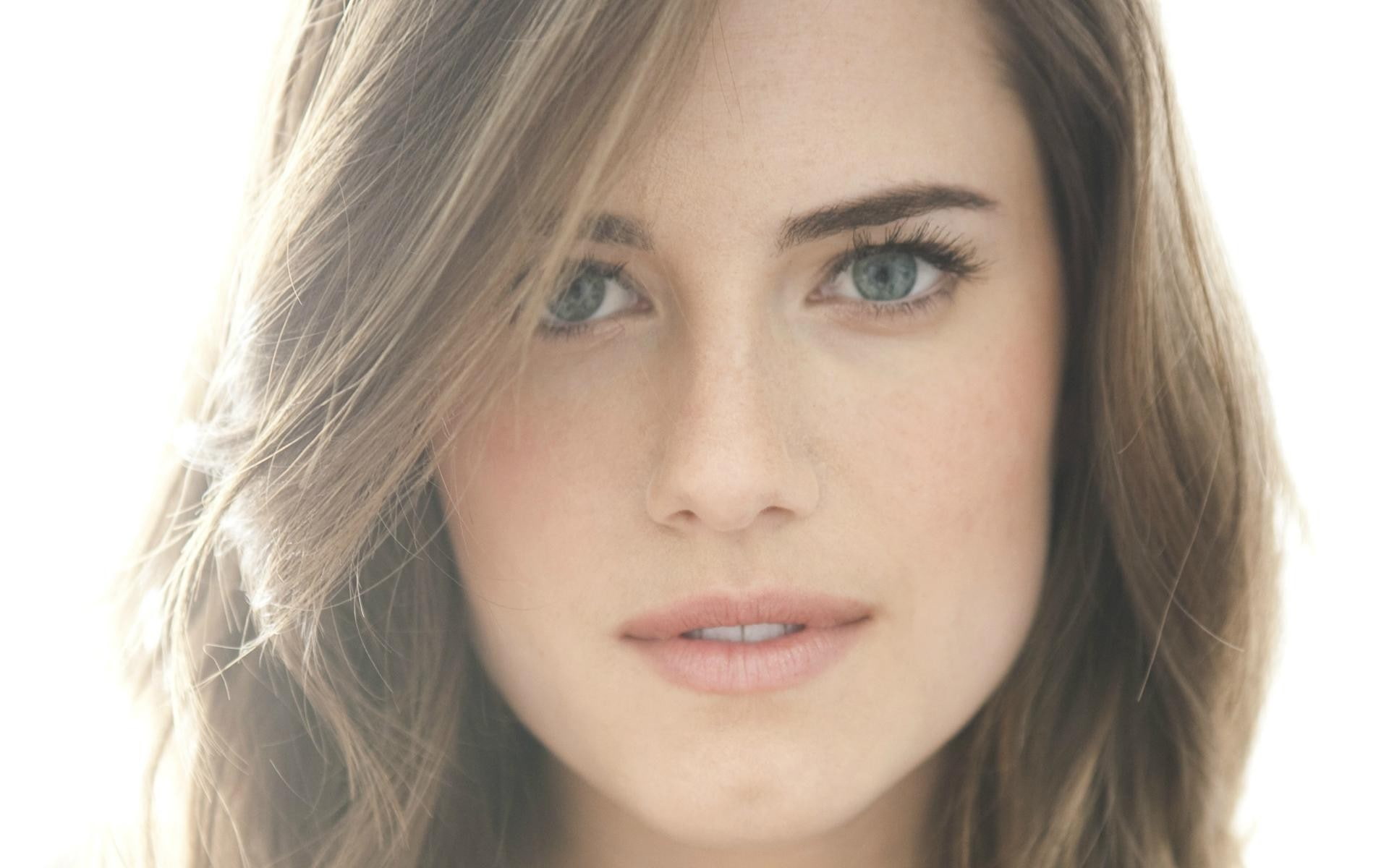 Allison Williams, women, teenager, portrait, long hair, model, face, 1080P, beautiful people, beauty, blond hair, human face, brunette, close-up, adult, HD Wallpaper