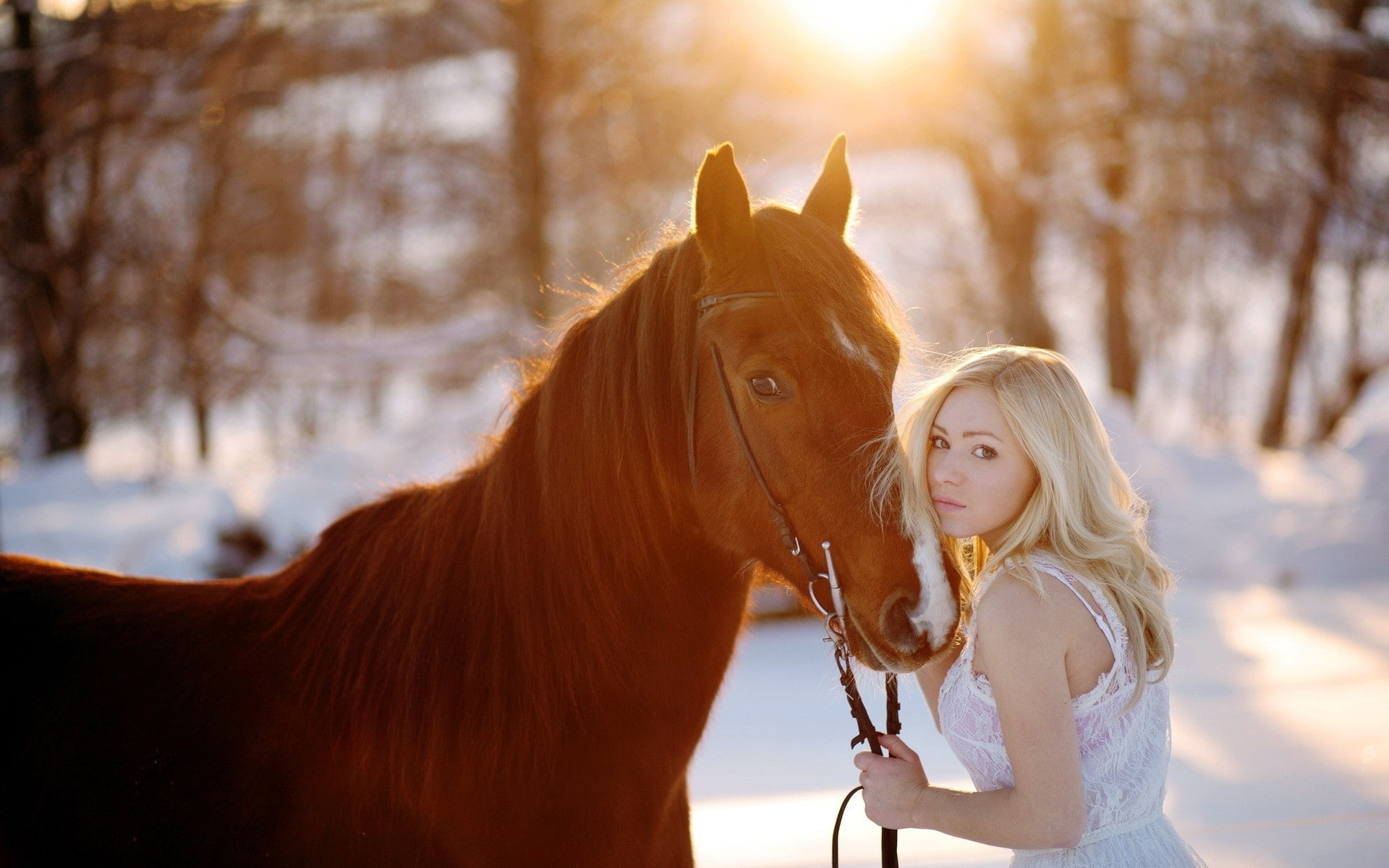 love, mood, nature, sun, female, friend, landscapes, eye, 1080P, face, girl, blonde, photography, seasons, animals, snow, horses, winter, emotion, model, HD Wallpaper